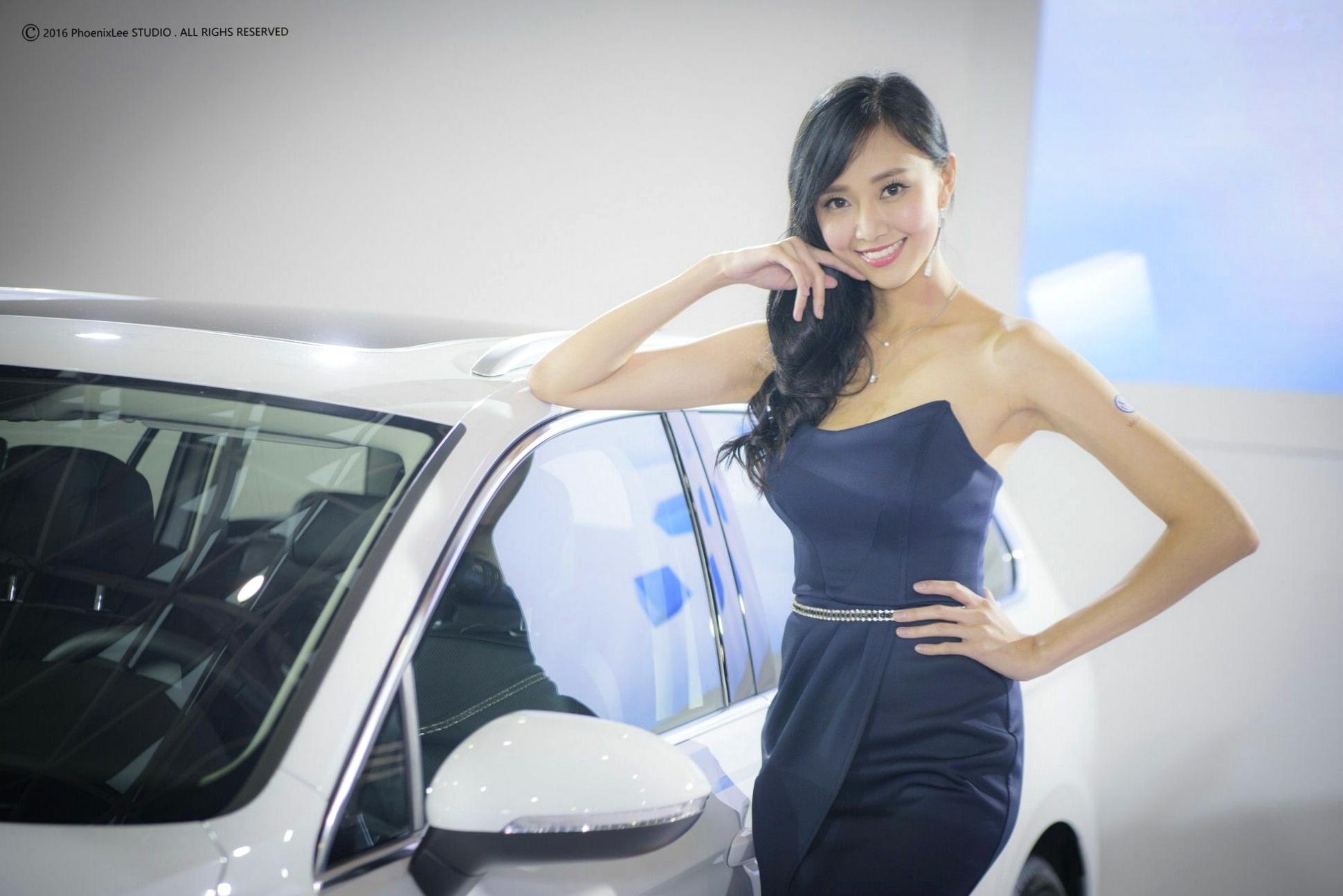 Gallery - 2017高雄新车大展美女车模高清图集，台湾气质正妹身着职业礼服秀美腿，高端车展现场实拍[65P]台湾气质美腿丝袜性感 女神私房照_秀色女神 - image 23
