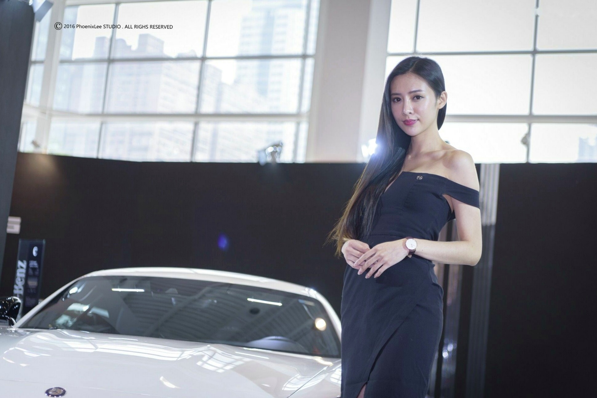 Gallery - 2017高雄新车大展美女车模高清图集，台湾气质正妹身着职业礼服秀美腿，高端车展现场实拍[65P]台湾气质美腿丝袜性感 女神私房照_秀色女神 - image 57