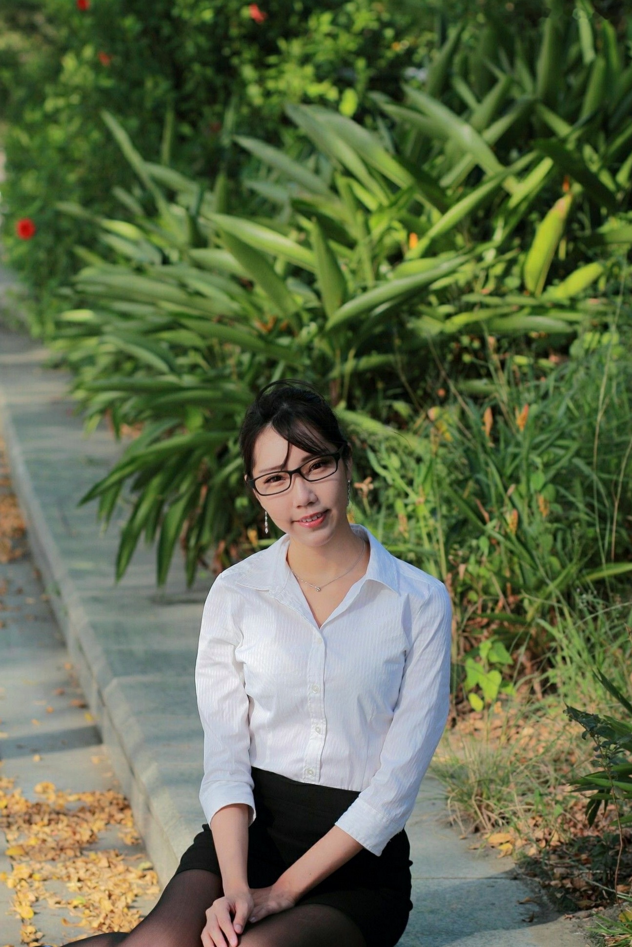 Gallery - 台湾正妹猪比，清新户外写真，运动风与制服黑丝演绎迷人气质，精选美图集台湾清新街拍气质黑丝 女神私房照_秀色女神 - image 8