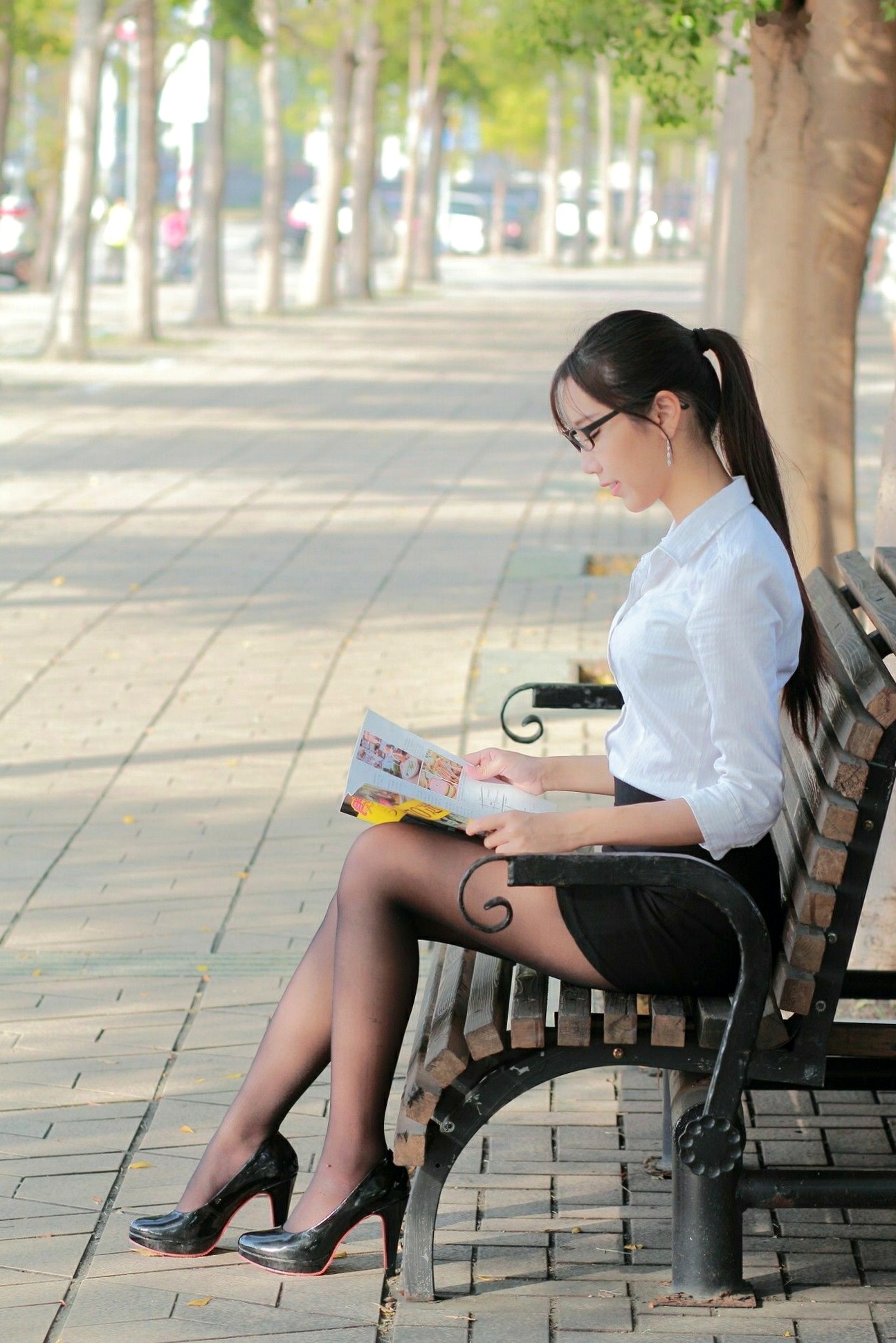 Gallery - 台湾正妹猪比，清新户外写真，运动风与制服黑丝演绎迷人气质，精选美图集台湾清新街拍气质黑丝 女神私房照_秀色女神 - image 13
