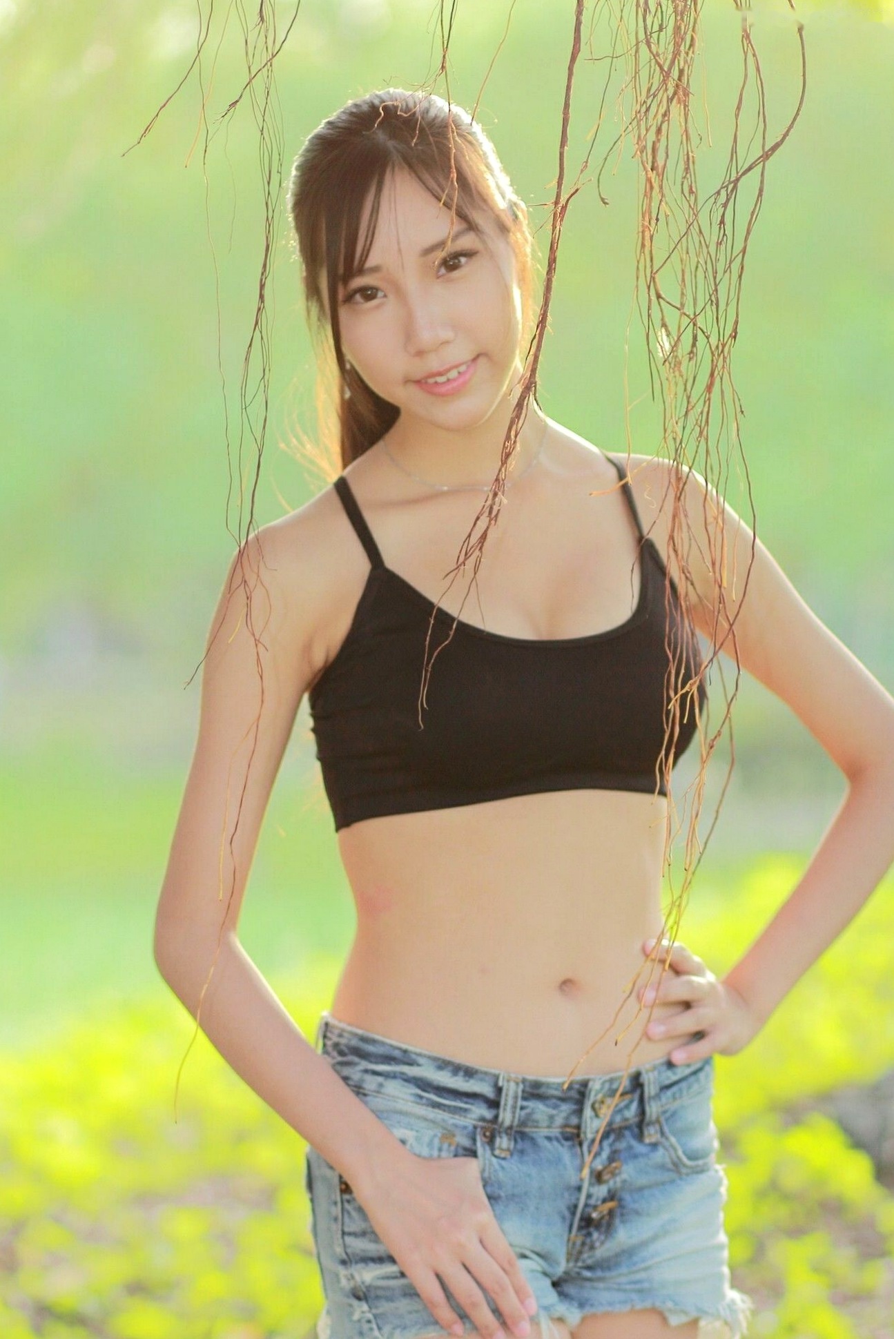 Gallery - 台湾正妹猪比，清新户外写真，运动风与制服黑丝演绎迷人气质，精选美图集台湾清新街拍气质黑丝 女神私房照_秀色女神 - image 27