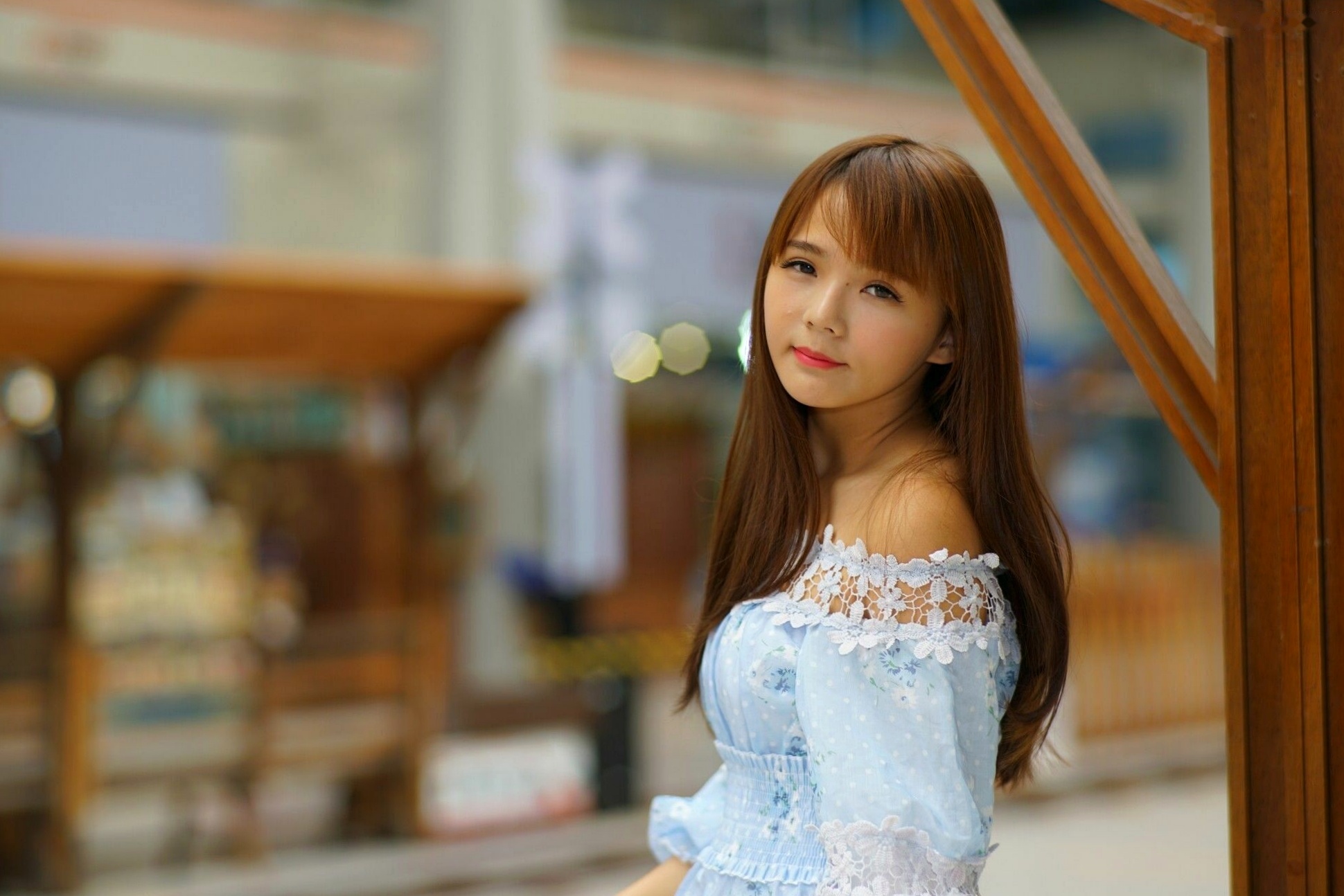Gallery - 台湾正妹苏郁媛乌日高铁站清新街拍，浅蓝碎花连衣裙甜美修身写真台湾街拍美腿气质清新 女神私房照_秀色女神 - image 63