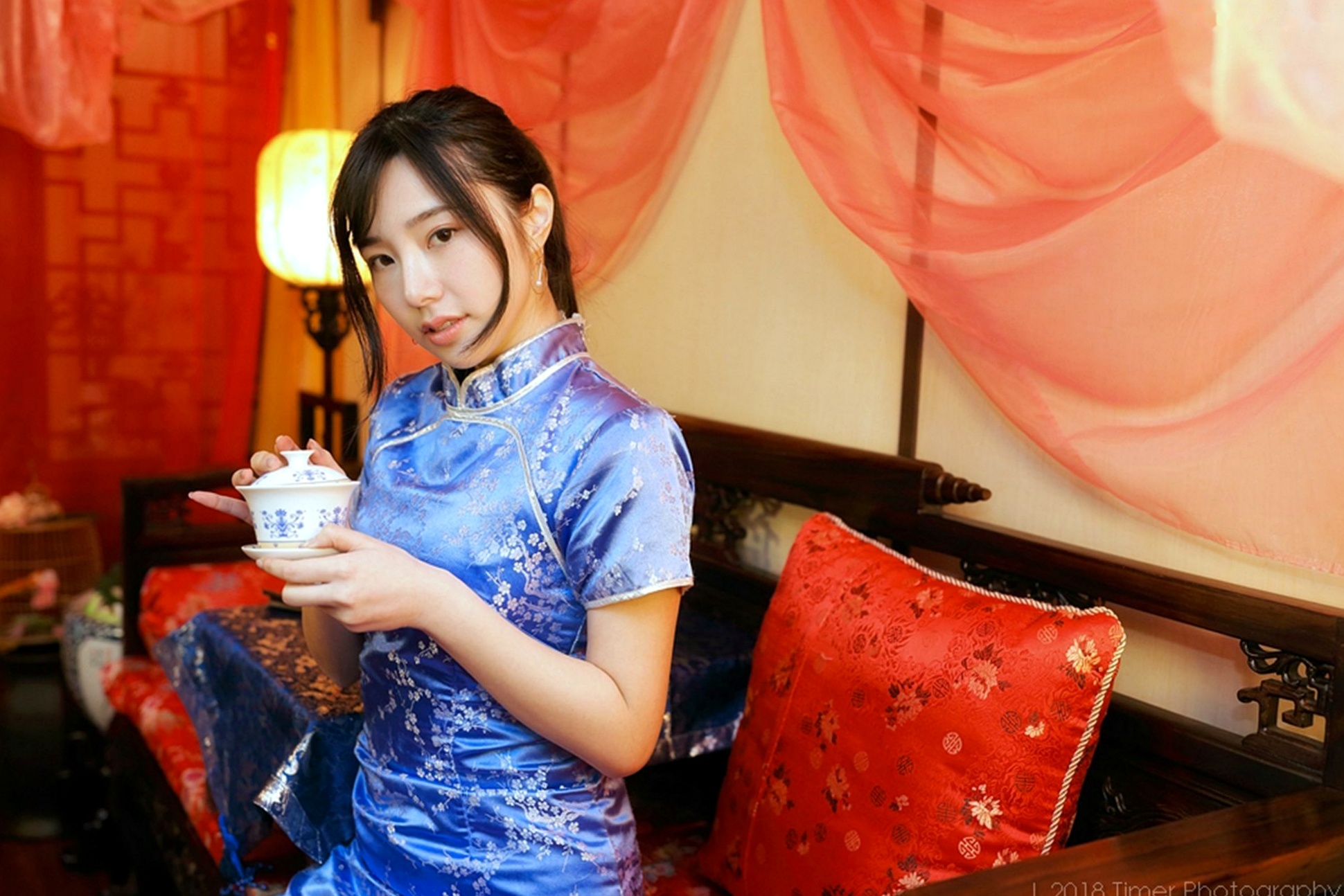 Gallery - 台湾正妹Zora陈思颖古典旗袍写真，新春主题棚拍优雅茶艺与古风书韵，尽显温婉动人魅力台湾气质旗袍清新 女神私房照_秀色女神 - image 16
