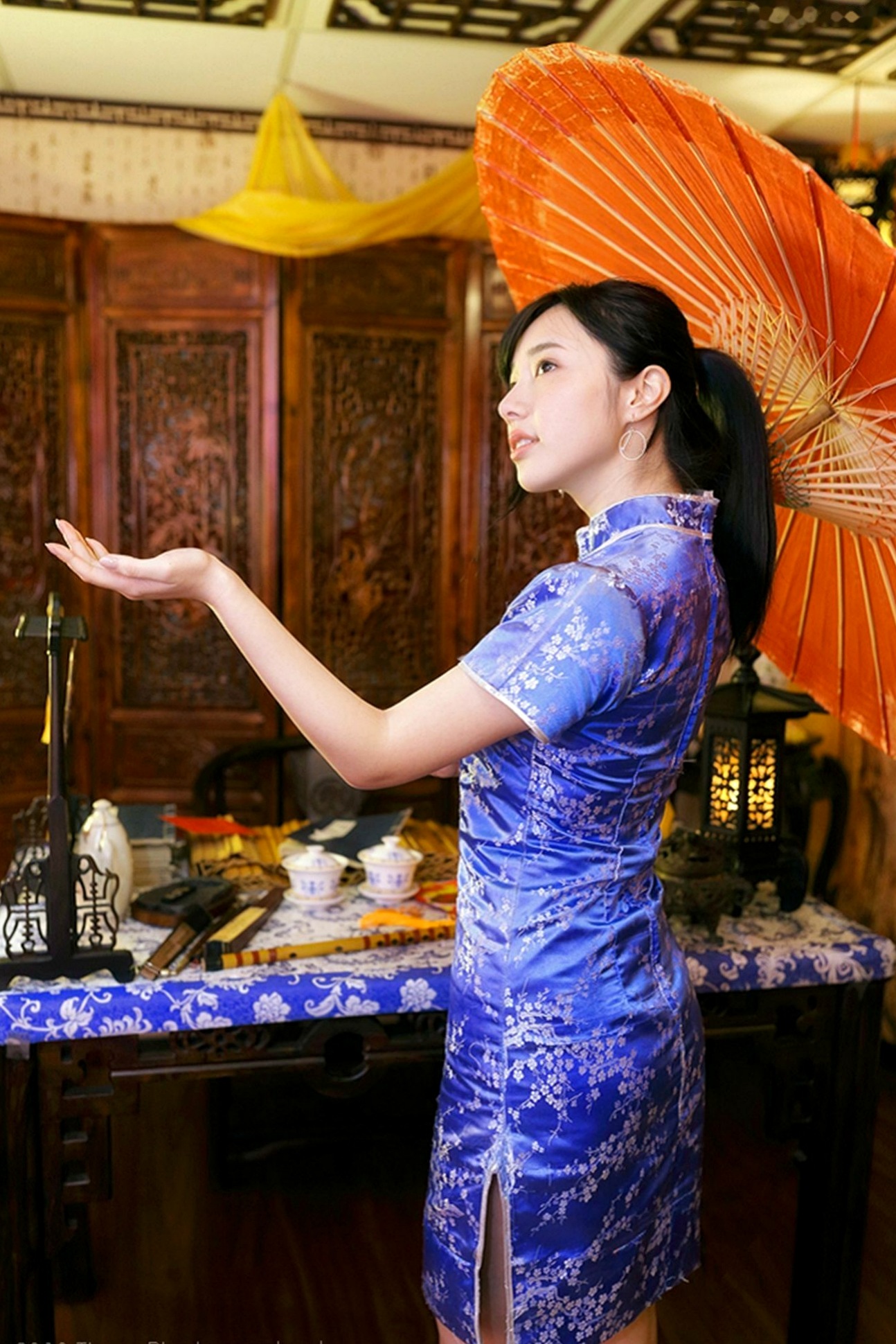 Gallery - 台湾正妹Zora陈思颖古典旗袍写真，新春主题棚拍优雅茶艺与古风书韵，尽显温婉动人魅力台湾气质旗袍清新 女神私房照_秀色女神 - image 68