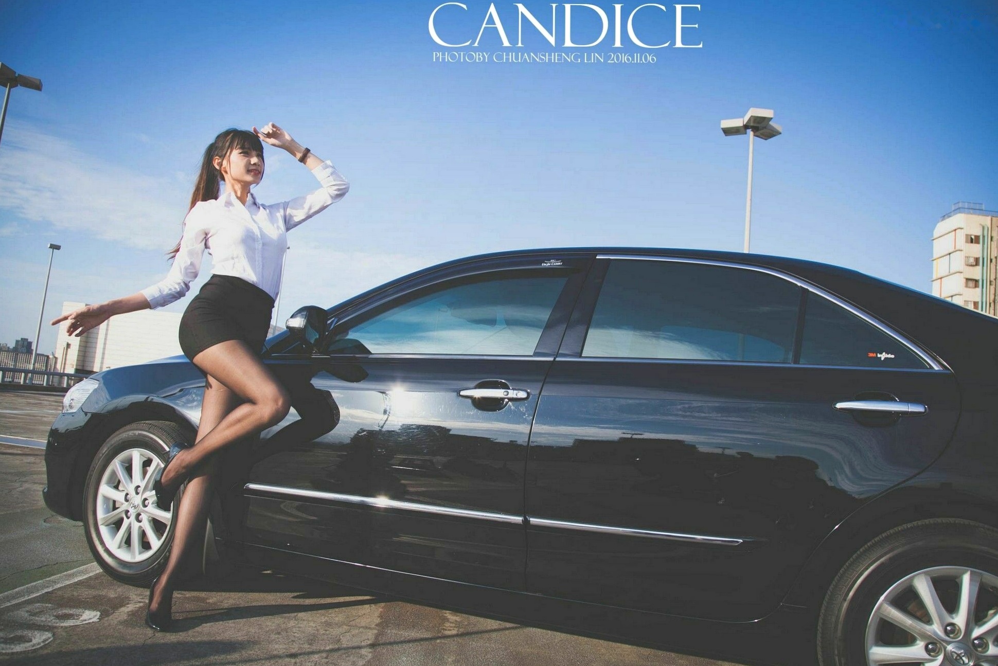 Gallery - 台湾正妹蔡译心Candice车内与户外赛车旗拍摄，职场风黑丝美腿极致诱惑，御姐气质写真台湾美腿黑丝性感诱惑 女神私房照_秀色女神 - image 40