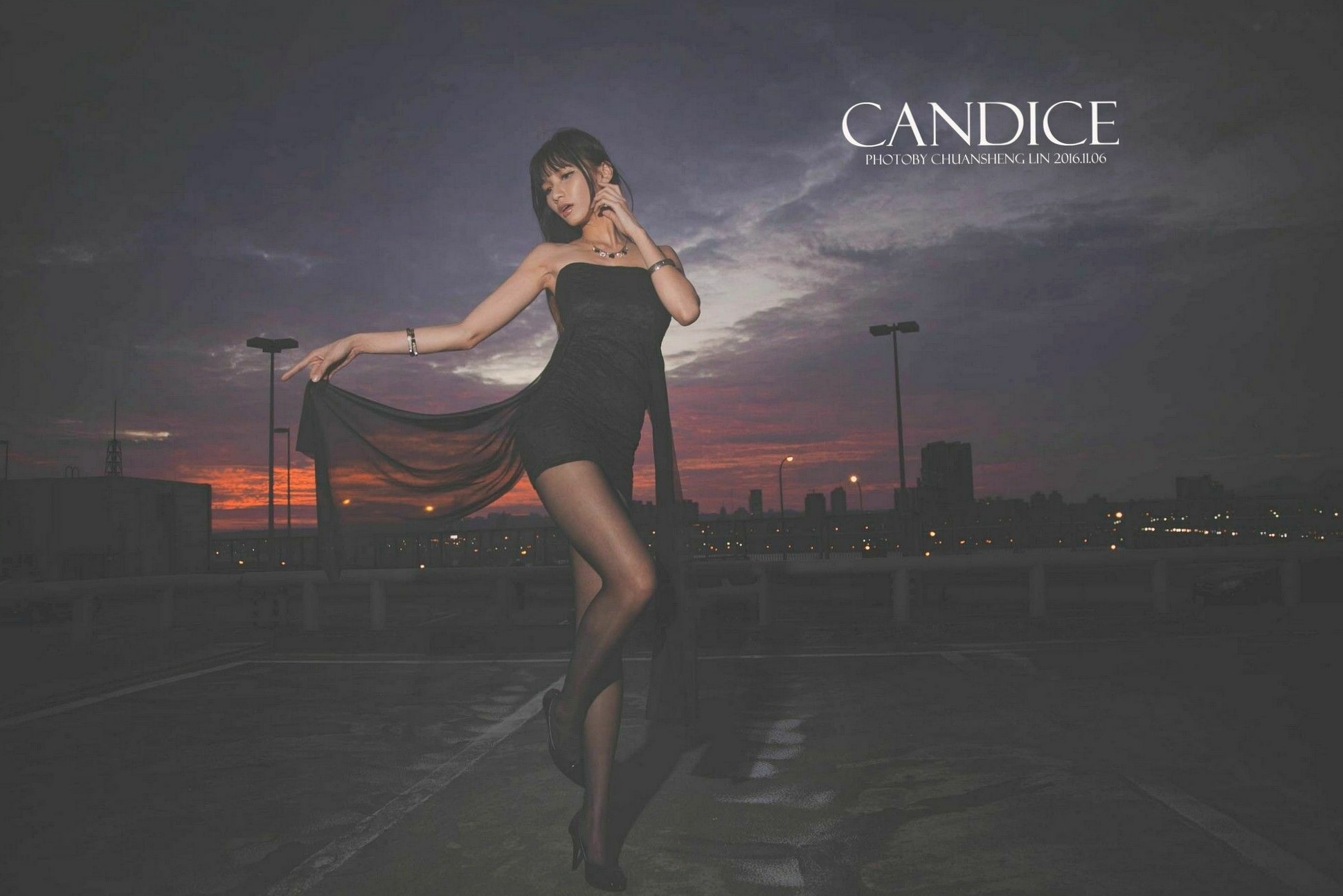 Gallery - 台湾正妹蔡译心Candice车内与户外赛车旗拍摄，职场风黑丝美腿极致诱惑，御姐气质写真台湾美腿黑丝性感诱惑 女神私房照_秀色女神 - image 85