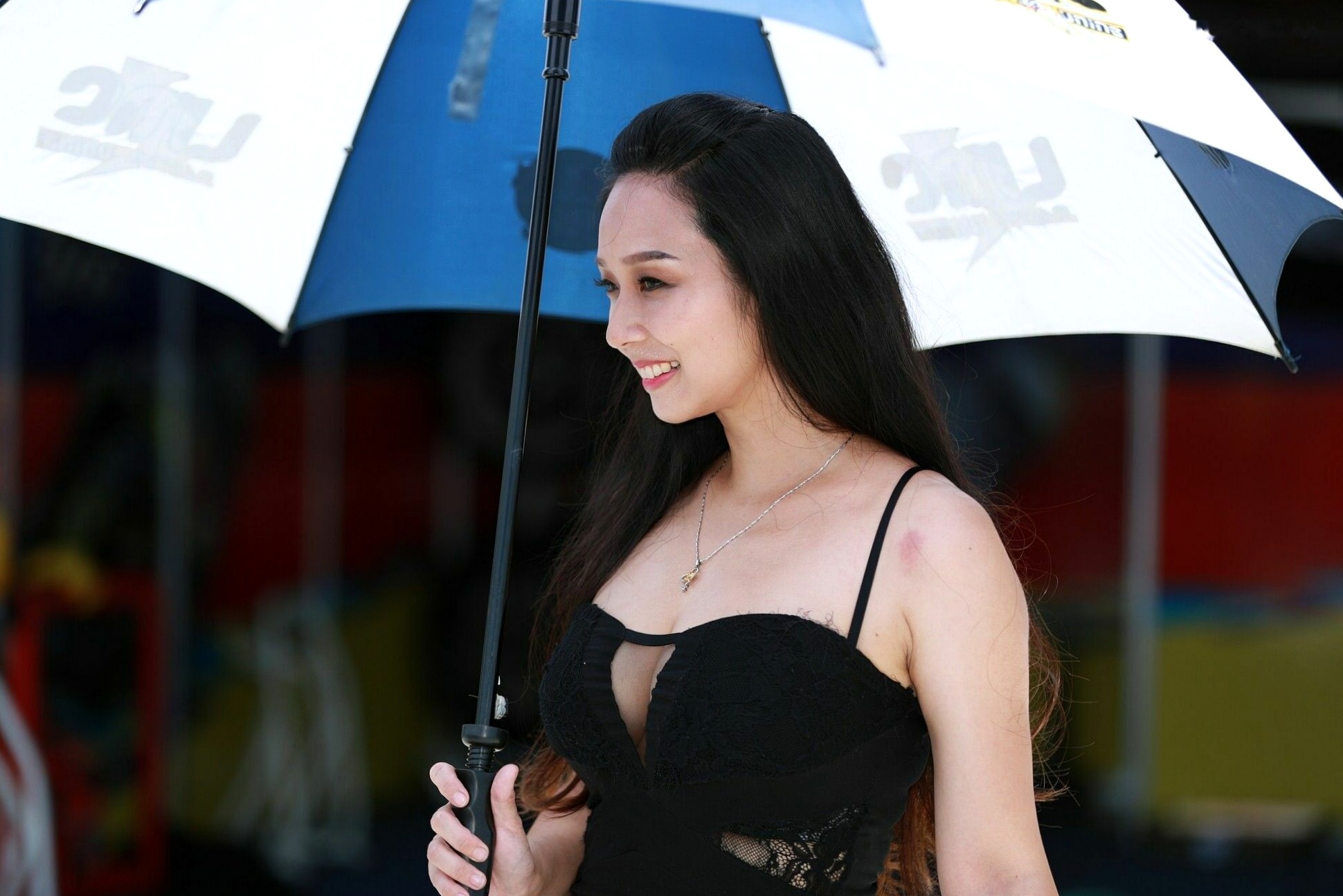 Gallery - 台湾正妹赛车女郎：TSF-R2台湾大赛车第二站，性感制服模特 - model现场高清图集 [150P]台湾制服性感美腿 女神私房照_秀色女神 - image 19