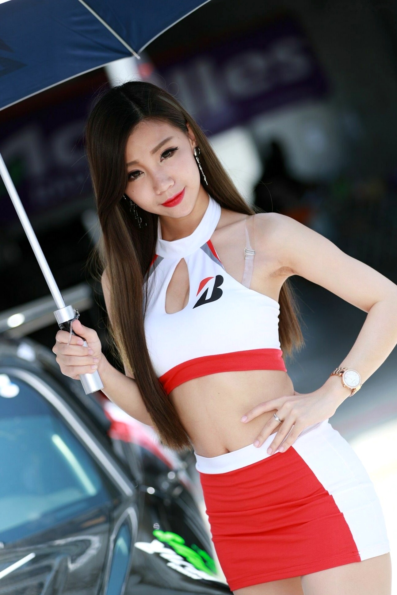 Gallery - 台湾正妹赛车女郎：TSF-R2台湾大赛车第二站，性感制服模特 - model现场高清图集 [150P]台湾制服性感美腿 女神私房照_秀色女神 - image 46