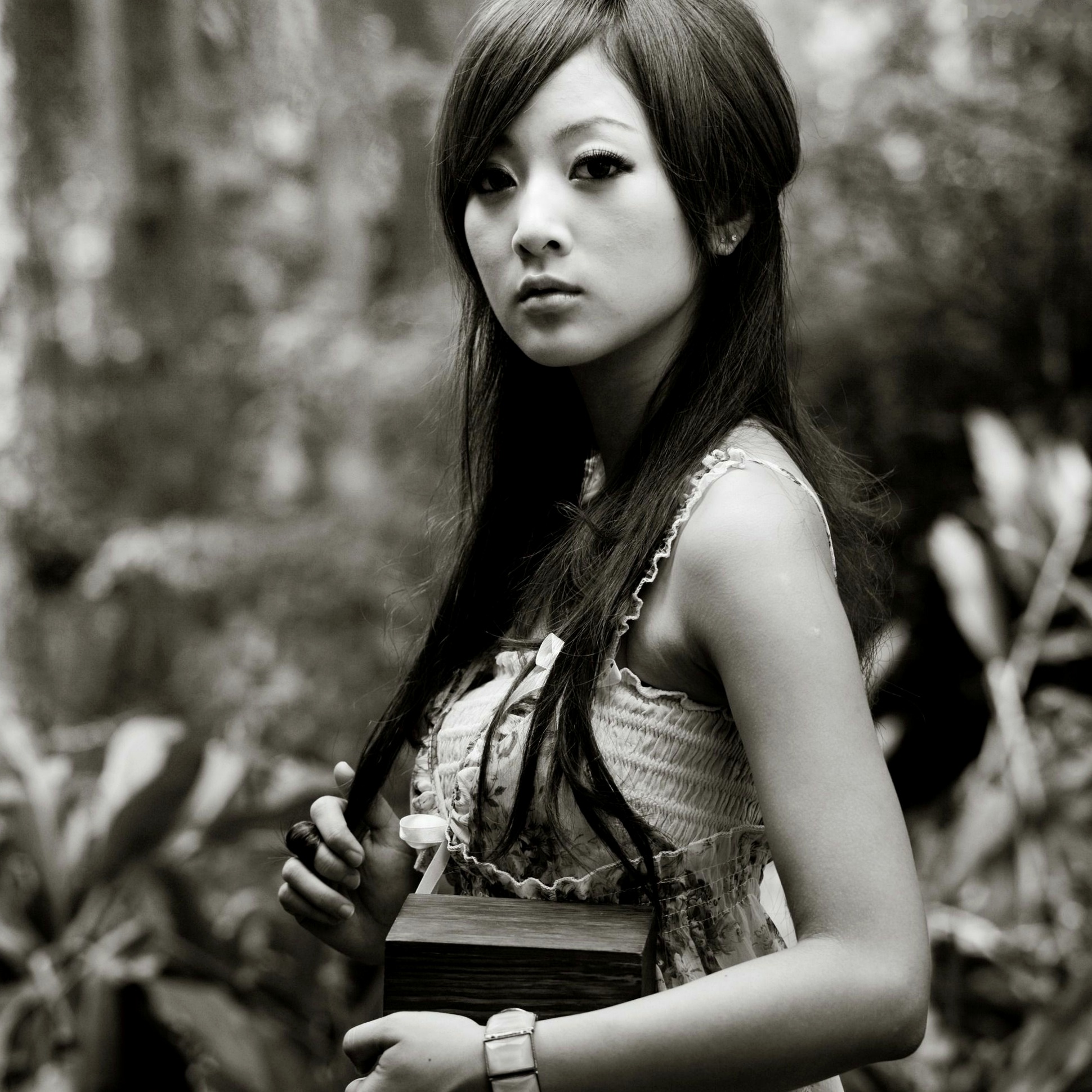 Gallery - 台湾正妹Mikako张凯洁黑白摄影写真_阳明山竹子湖唯美外拍_冷艳气质私房女神集锦台湾气质户外私房照冷艳 女神私房照_秀色女神 - image 6