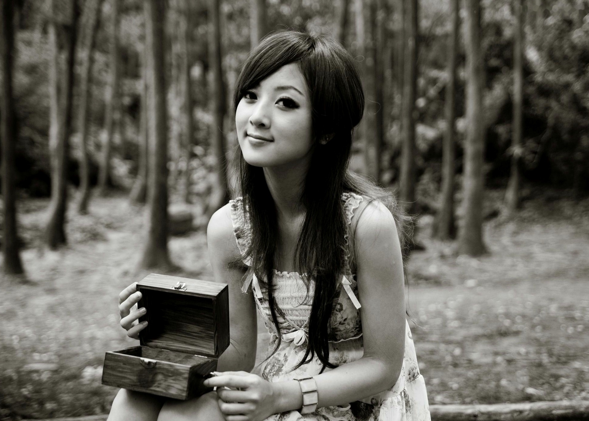 Gallery - 台湾正妹Mikako张凯洁黑白摄影写真_阳明山竹子湖唯美外拍_冷艳气质私房女神集锦台湾气质户外私房照冷艳 女神私房照_秀色女神 - image 12