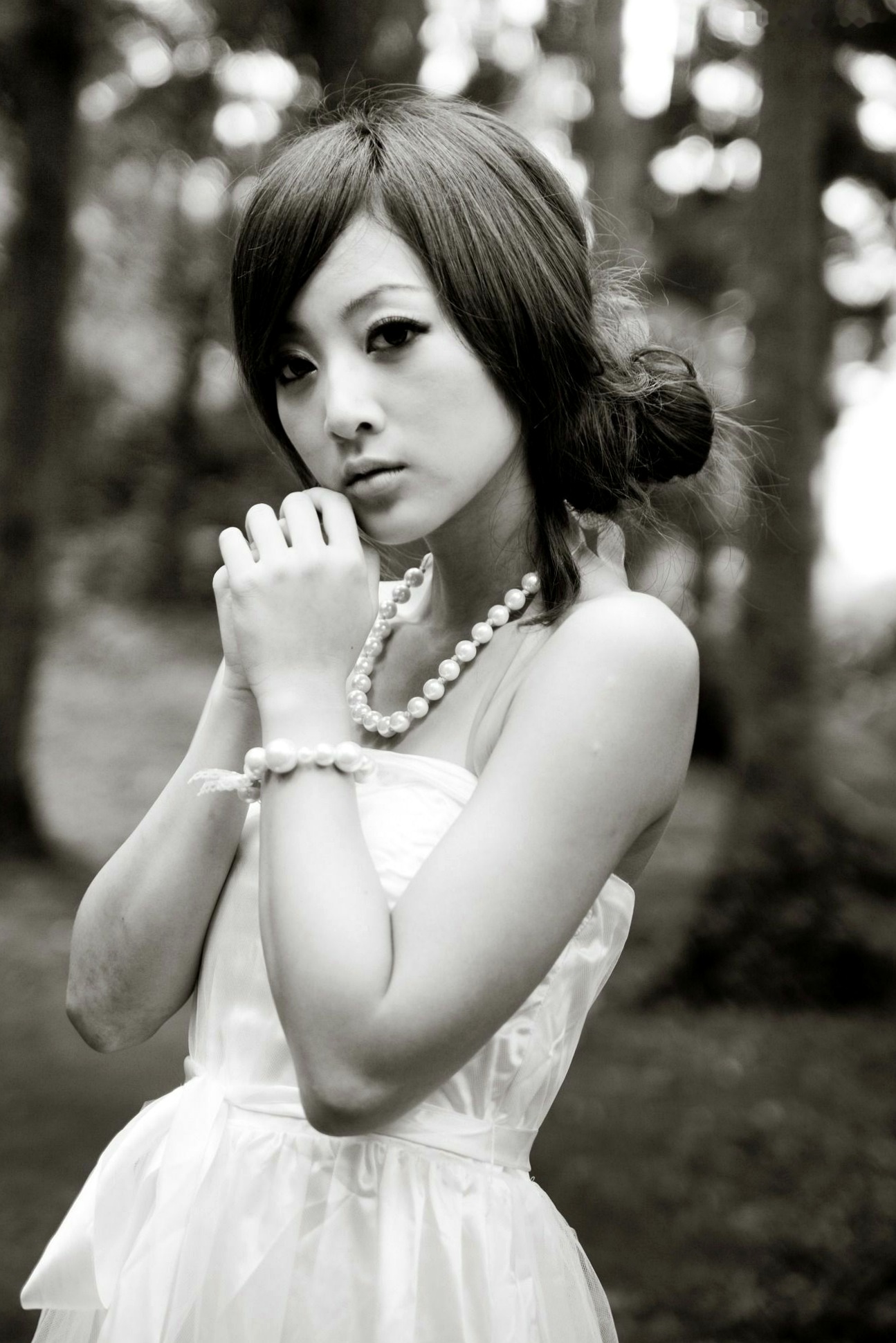 Gallery - 台湾正妹Mikako张凯洁黑白摄影写真_阳明山竹子湖唯美外拍_冷艳气质私房女神集锦台湾气质户外私房照冷艳 女神私房照_秀色女神 - image 45