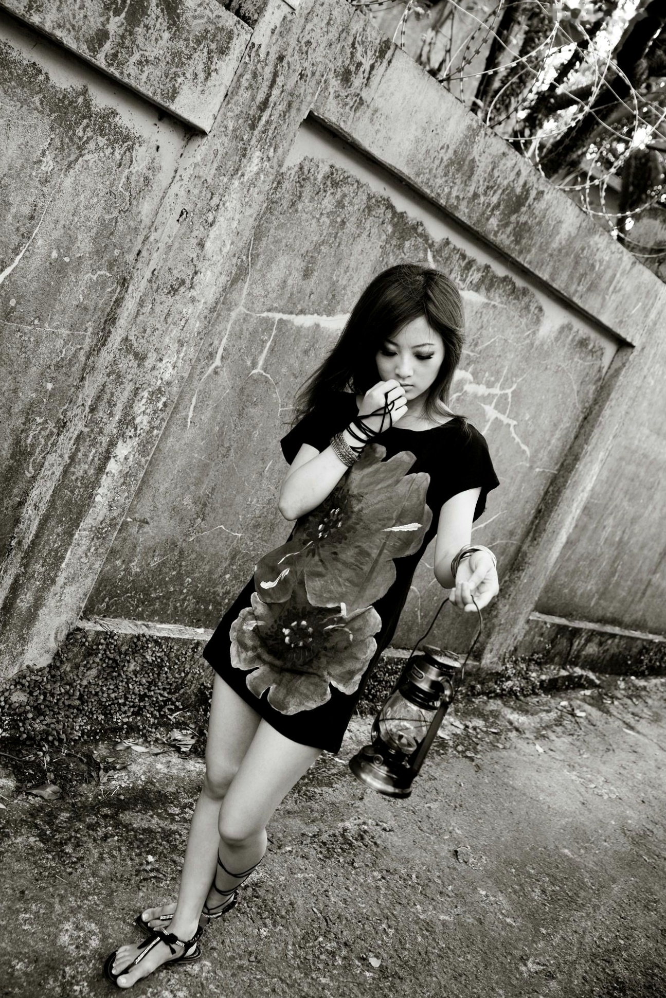 Gallery - 台湾正妹Mikako张凯洁黑白摄影写真_阳明山竹子湖唯美外拍_冷艳气质私房女神集锦台湾气质户外私房照冷艳 女神私房照_秀色女神 - image 67