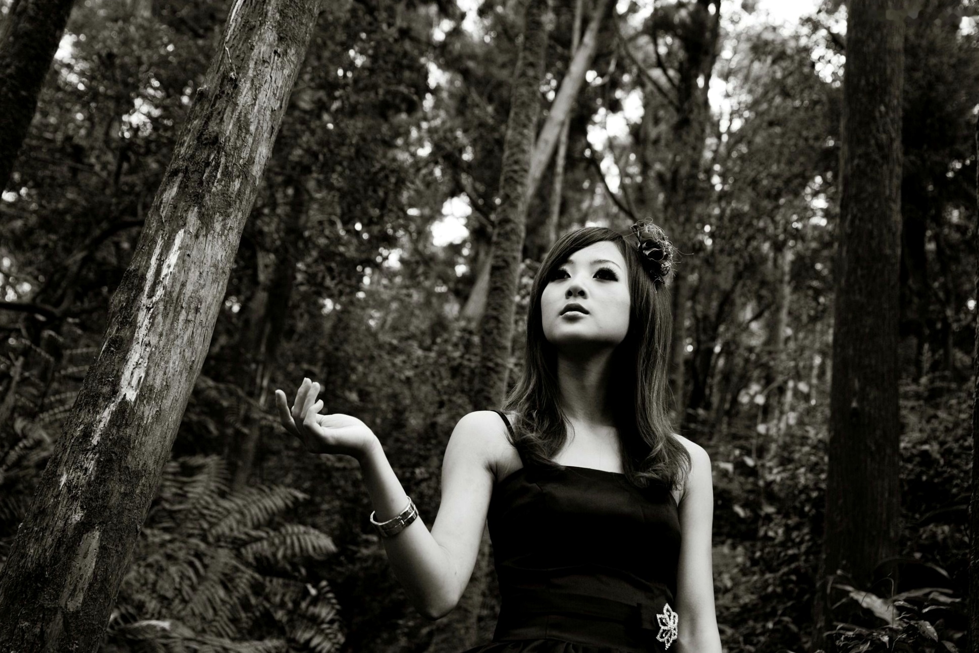 Gallery - 台湾正妹Mikako张凯洁黑白摄影写真_阳明山竹子湖唯美外拍_冷艳气质私房女神集锦台湾气质户外私房照冷艳 女神私房照_秀色女神 - image 81