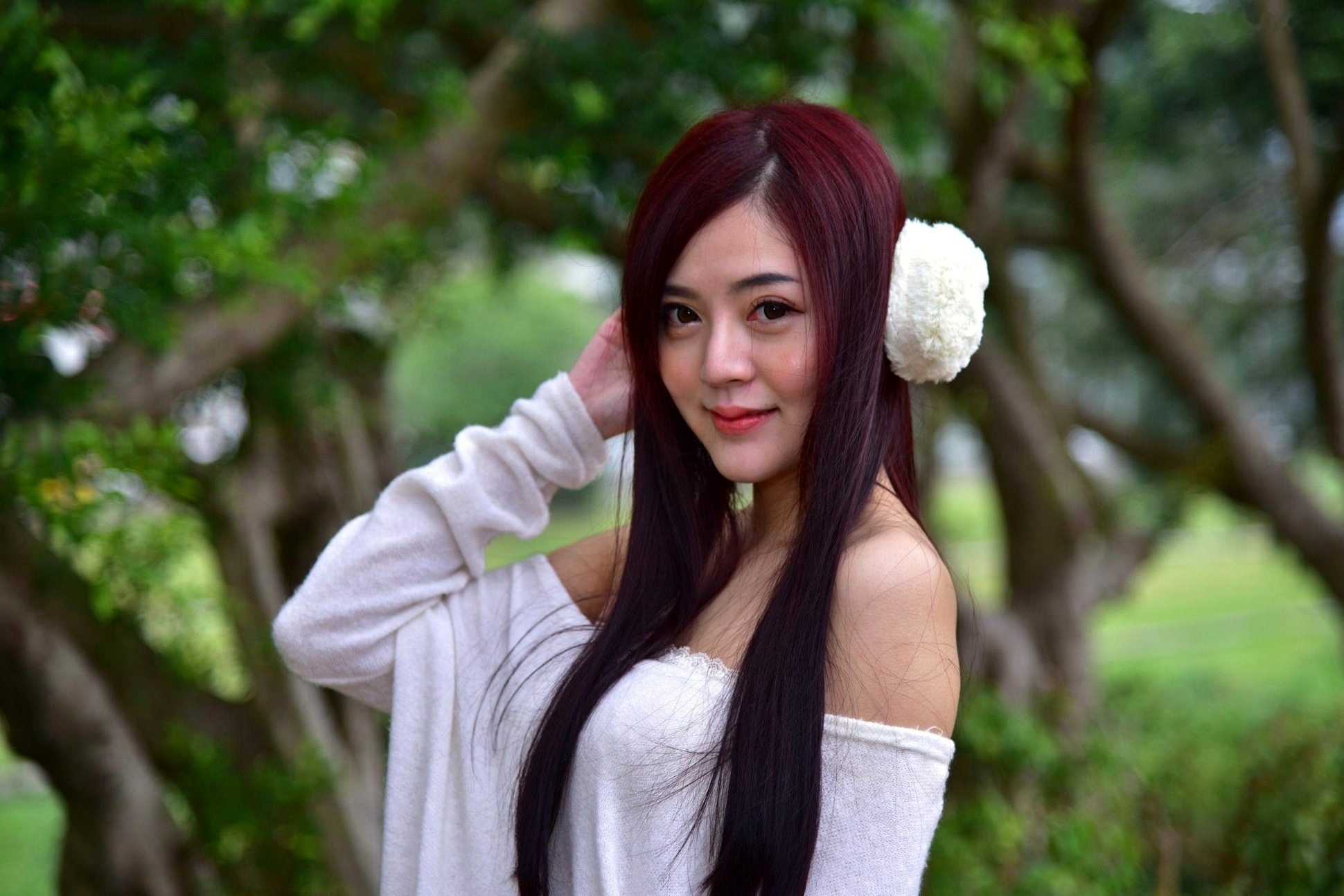 Gallery - 台湾正妹姜雨姗双溪公园户外写真，古典红旗袍搭配黑丝尽显娇媚气质台湾旗袍黑丝户外气质 女神私房照_秀色女神 - image 8