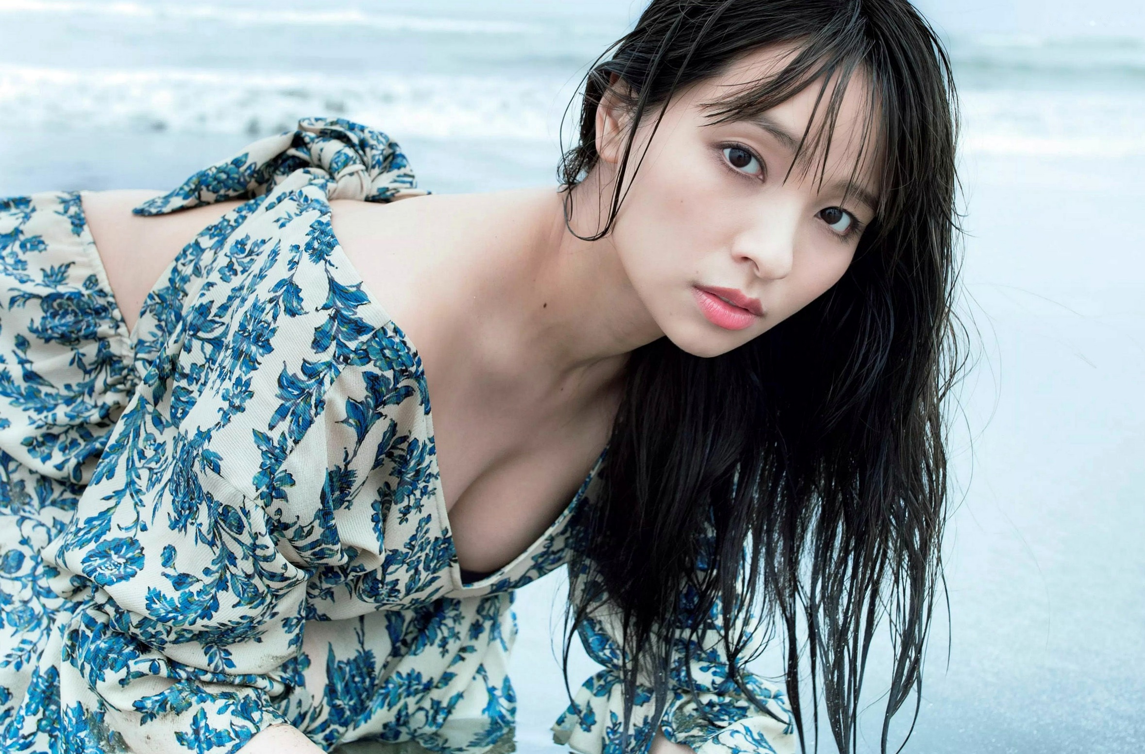 Gallery - FLASH杂志写真：熊田曜子、柏原芳惠高清美图，比基尼、私房内衣性感大尺度出镜，展现成熟女性优雅魅力，2017.08.01经典特辑日本性感比基尼内衣女神 女神私房照_秀色女神 - image 2