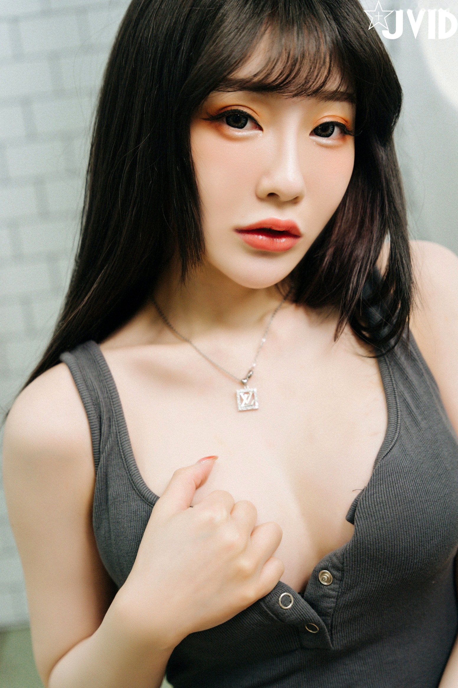 Gallery - JVID-璃奈酱-Rina-公厕场景极致诱惑-大尺度私房写真-都市传说风-巨乳御姐性感诱惑私房照大尺度JVID 女神私房照_秀色女神 - image 4