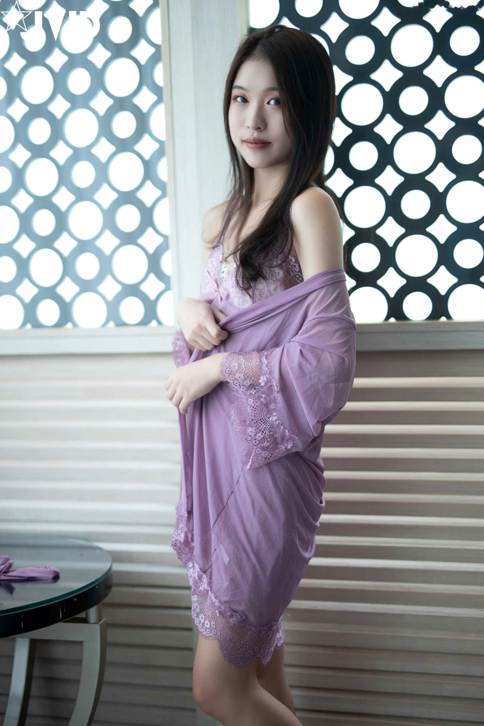 JVID-淇淇-鮮果花漾輕乳-現役大學生私房居家唯美攝影，上演純欲天花板的極致誘惑與大尺度視覺放送