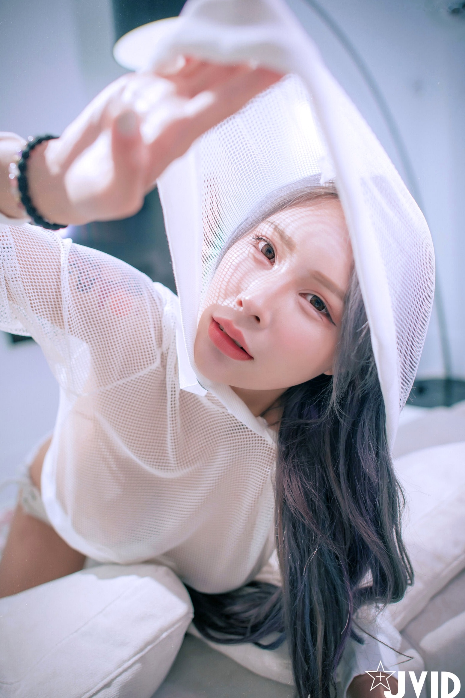 Gallery - JVID艾妃神级美乳私房写真：白纱蕾丝内衣诱惑，展现极致身材的迷人情欲之夜性感尤物人间胸器大尺度JVID 女神私房照_秀色女神 - image 8