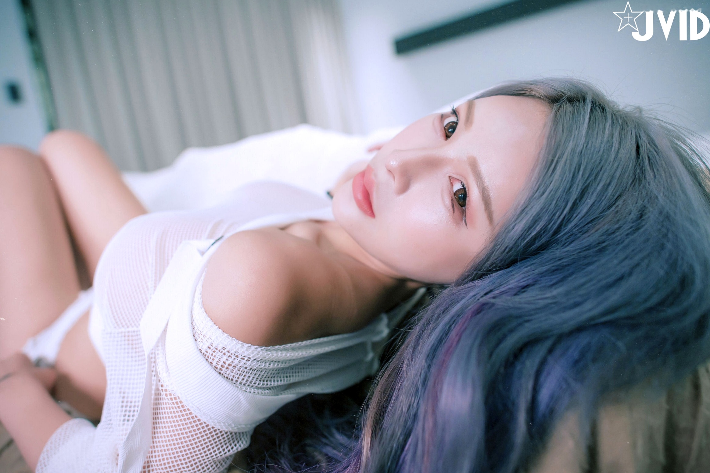 Gallery - JVID艾妃神级美乳私房写真：白纱蕾丝内衣诱惑，展现极致身材的迷人情欲之夜性感尤物人间胸器大尺度JVID 女神私房照_秀色女神 - image 19