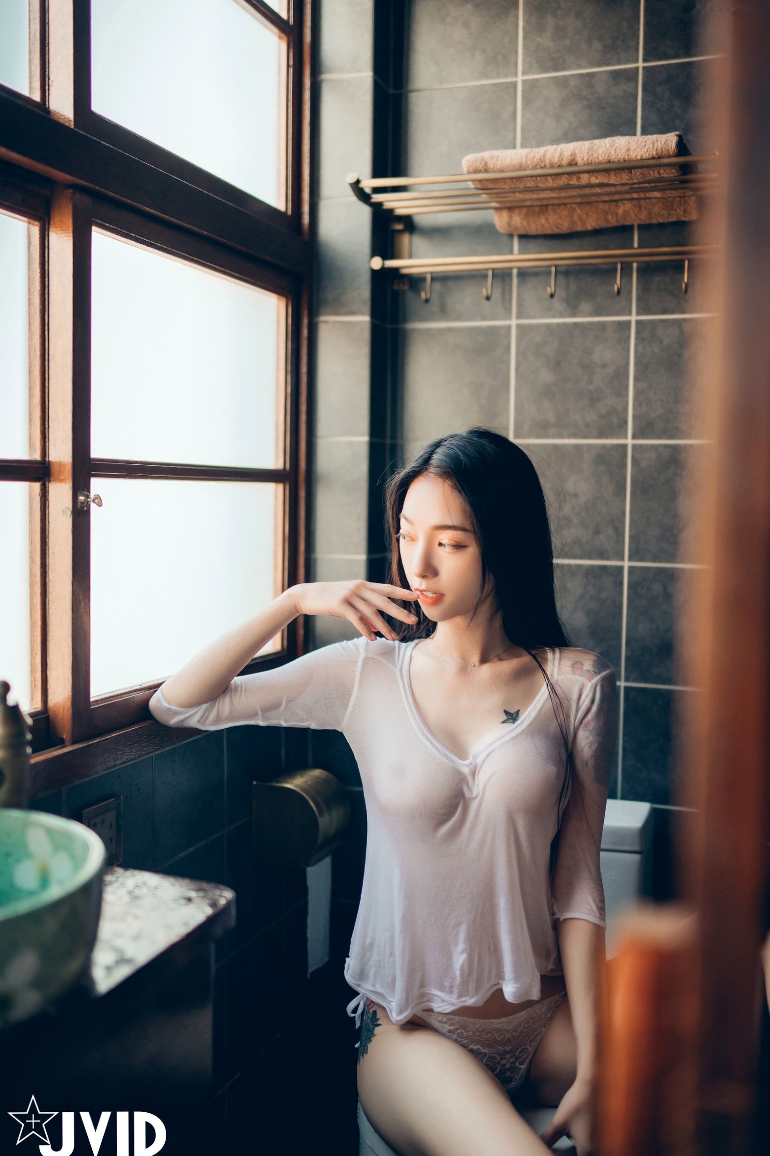 Gallery - JVID模特 - model飘飘：日式和风私房写真，性感浴衣与个性纹身演绎极致女神魅力JVID性感诱惑女神内衣 女神私房照_秀色女神 - image 7