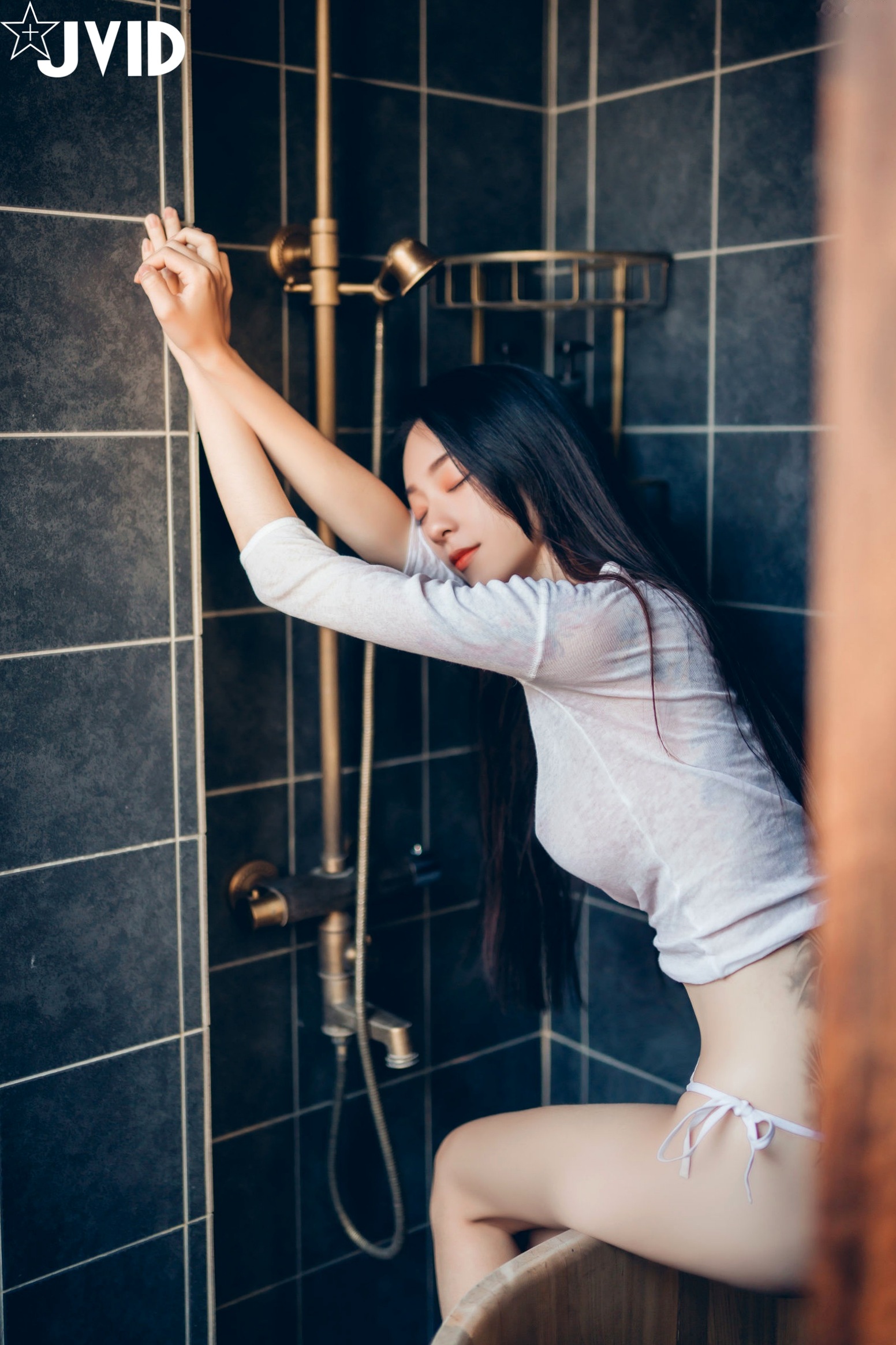 Gallery - JVID模特 - model飘飘：日式和风私房写真，性感浴衣与个性纹身演绎极致女神魅力JVID性感诱惑女神内衣 女神私房照_秀色女神 - image 9