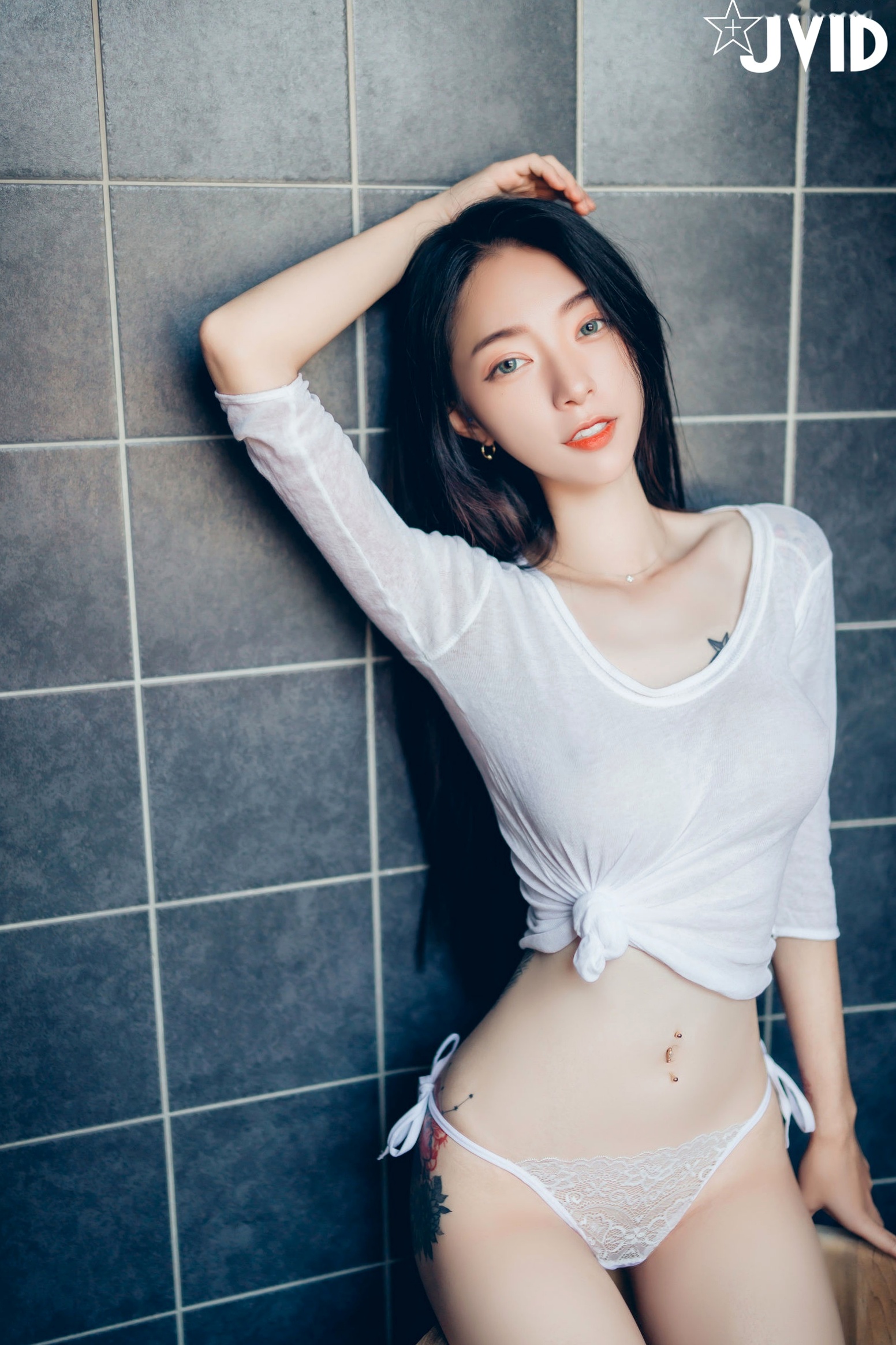 Gallery - JVID模特 - model飘飘：日式和风私房写真，性感浴衣与个性纹身演绎极致女神魅力JVID性感诱惑女神内衣 女神私房照_秀色女神 - image 11