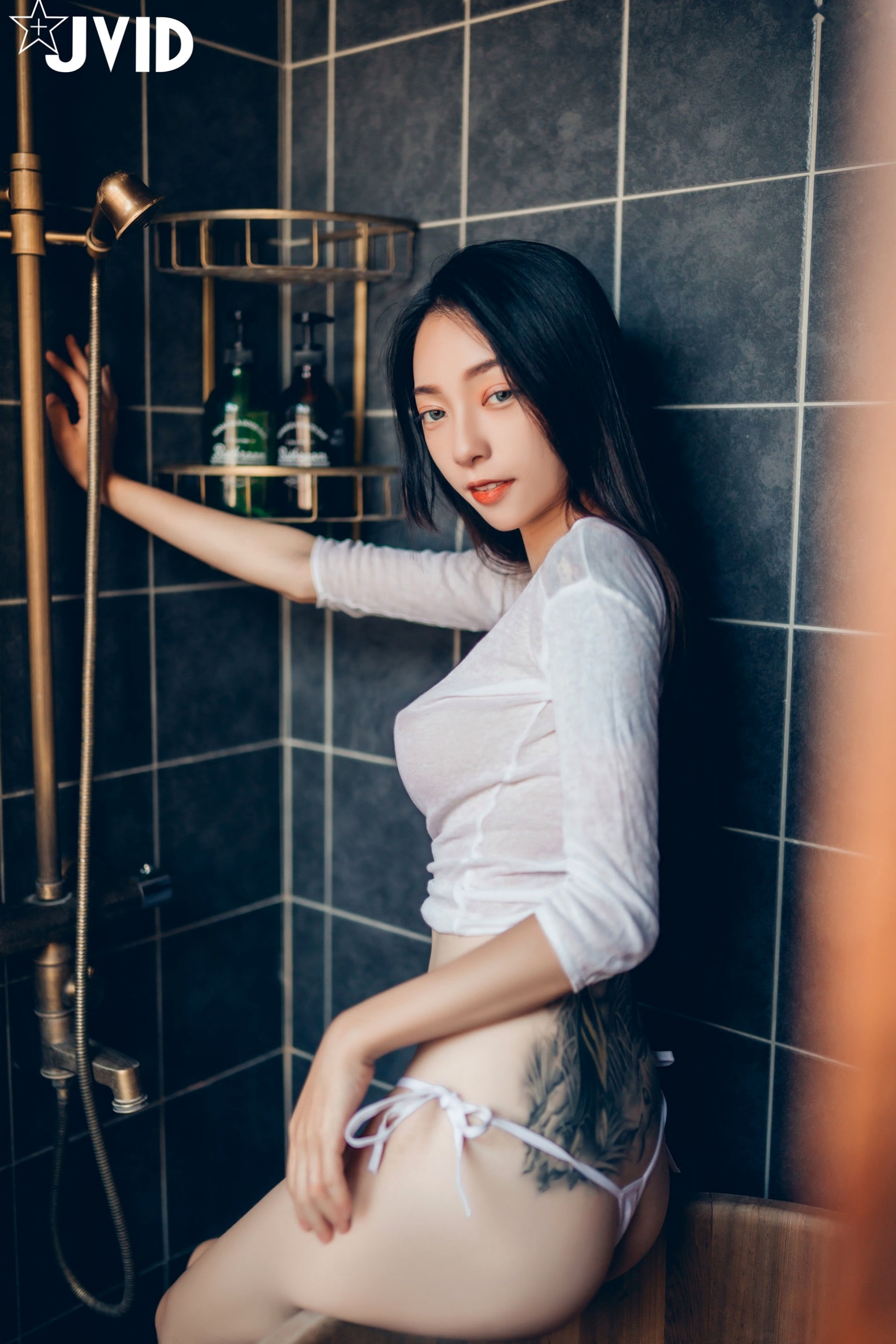 Gallery - JVID模特 - model飘飘：日式和风私房写真，性感浴衣与个性纹身演绎极致女神魅力JVID性感诱惑女神内衣 女神私房照_秀色女神 - image 19