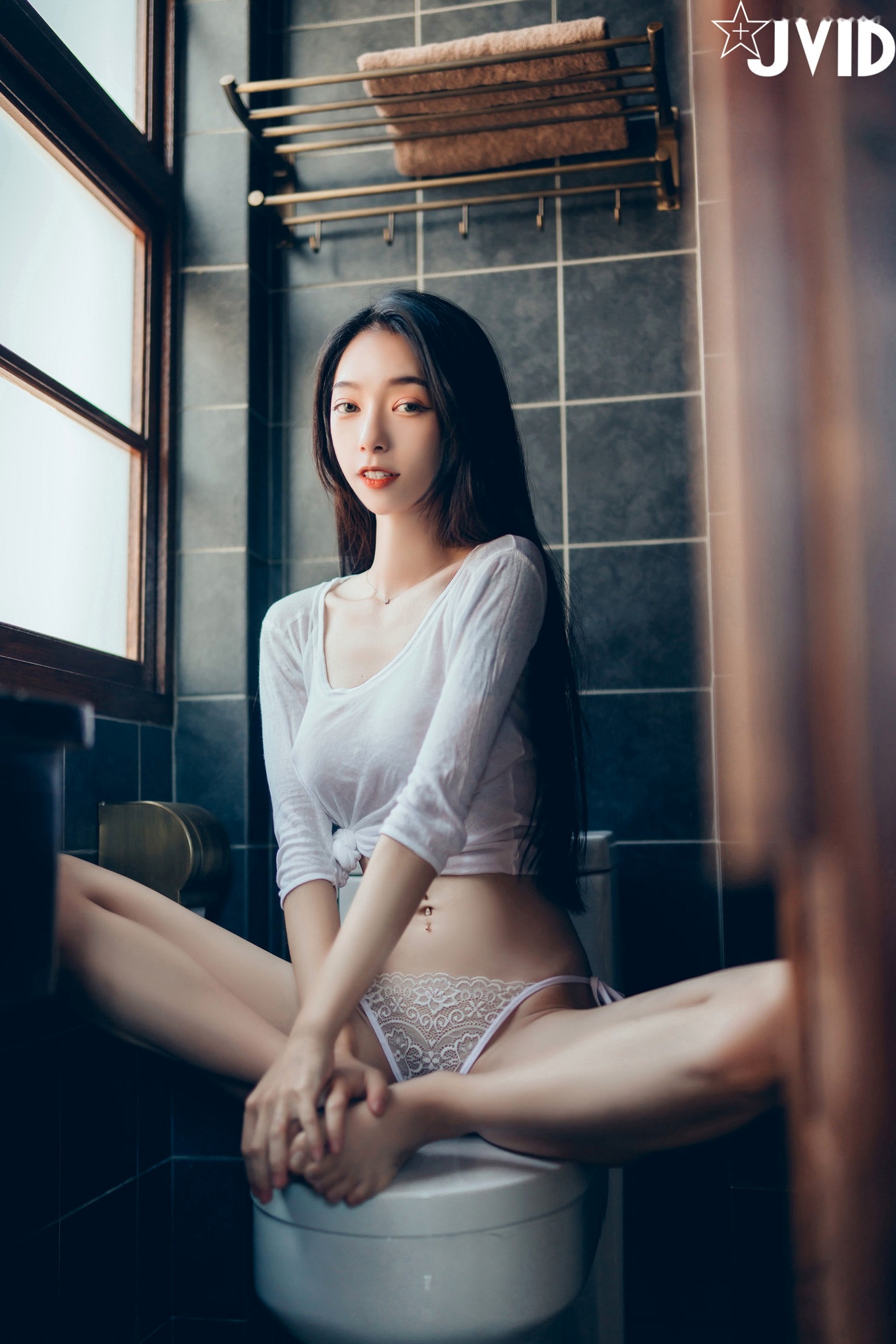 Gallery - JVID模特 - model飘飘：日式和风私房写真，性感浴衣与个性纹身演绎极致女神魅力JVID性感诱惑女神内衣 女神私房照_秀色女神 - image 25