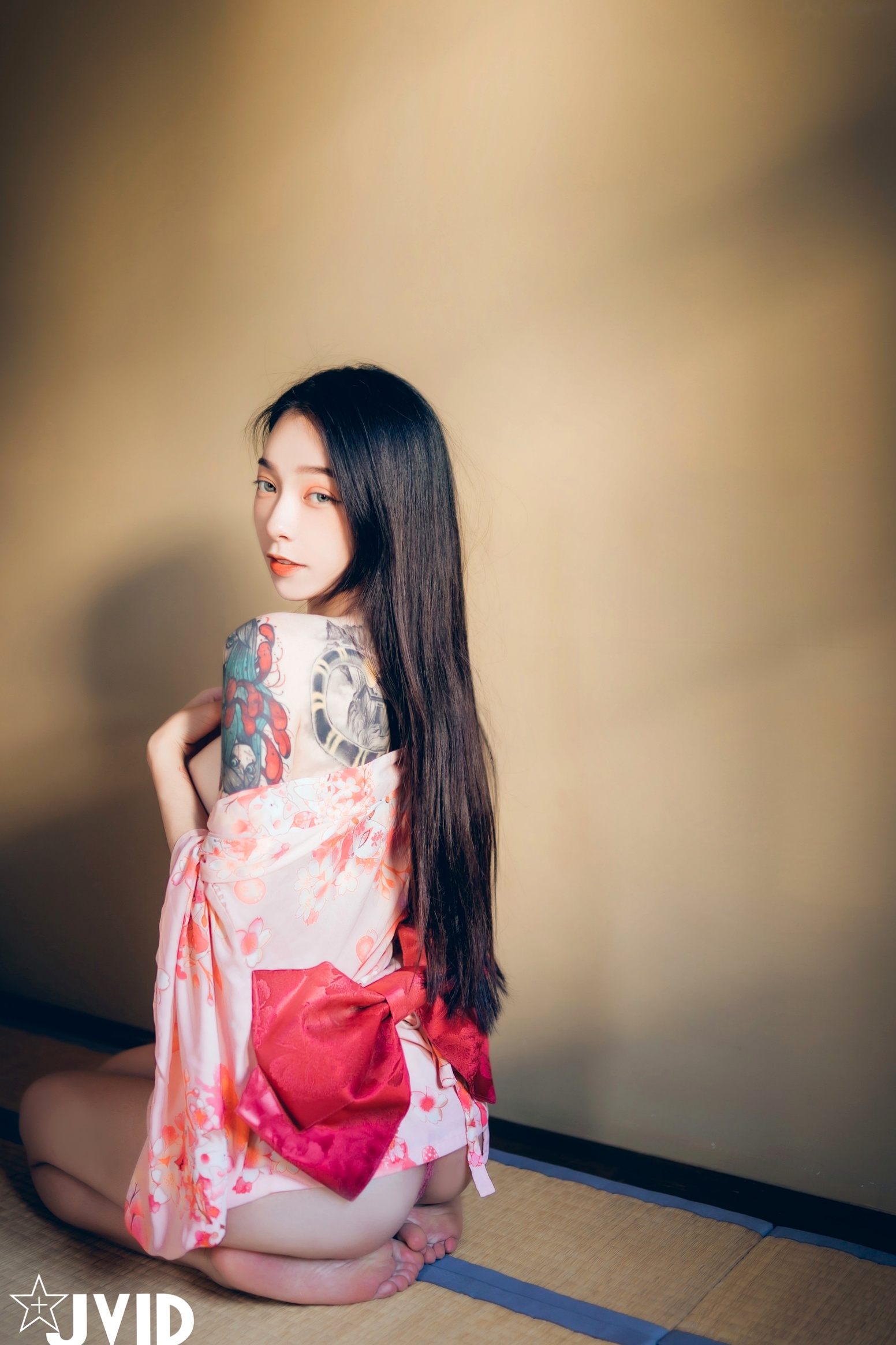 Gallery - JVID模特 - model飘飘：日式和风私房写真，性感浴衣与个性纹身演绎极致女神魅力JVID性感诱惑女神内衣 女神私房照_秀色女神 - image 104
