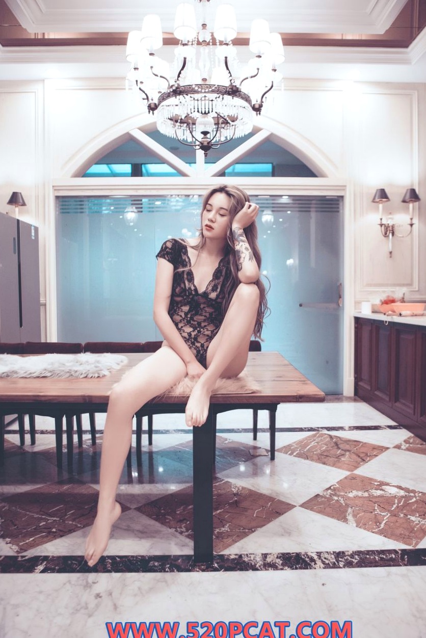 Gallery - [PARTYCAT]轰趴猫 - Chiness Model 特刊耗子：混血纹身女神蕾丝私房大尺度无圣光写真集[36P]混血性感私房照大尺度无圣光 女神私房照_秀色女神 - image 31