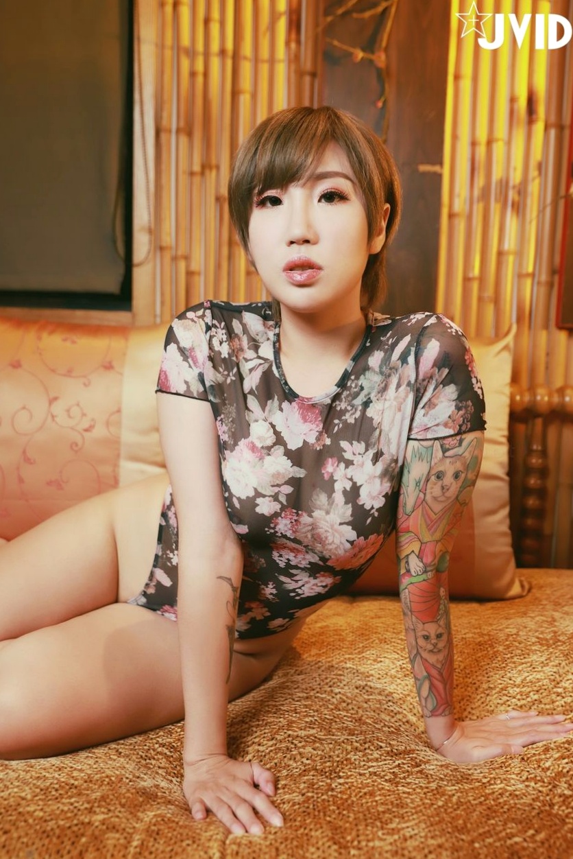 Gallery - [时效资源]JVID写真：冰冰纹身短发女神私密室内诱惑，性感连体衣撩人深情套图视频[53P/1V/380M]JVID性感大尺度私房照诱惑 女神私房照_秀色女神 - image 37