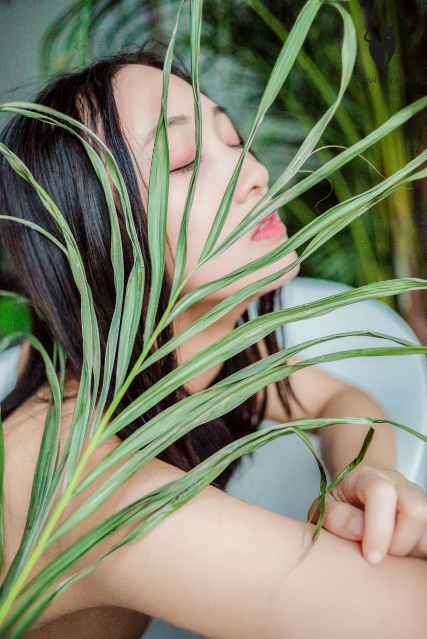 Gallery - [PARTYCAT]轰趴猫 - Chiness Model 特刊玉女浴室私房写真，清新清纯蕾丝诱惑大尺度套图[37P]浴室私房照性感清新诱惑 女神私房照_秀色女神 - image 27