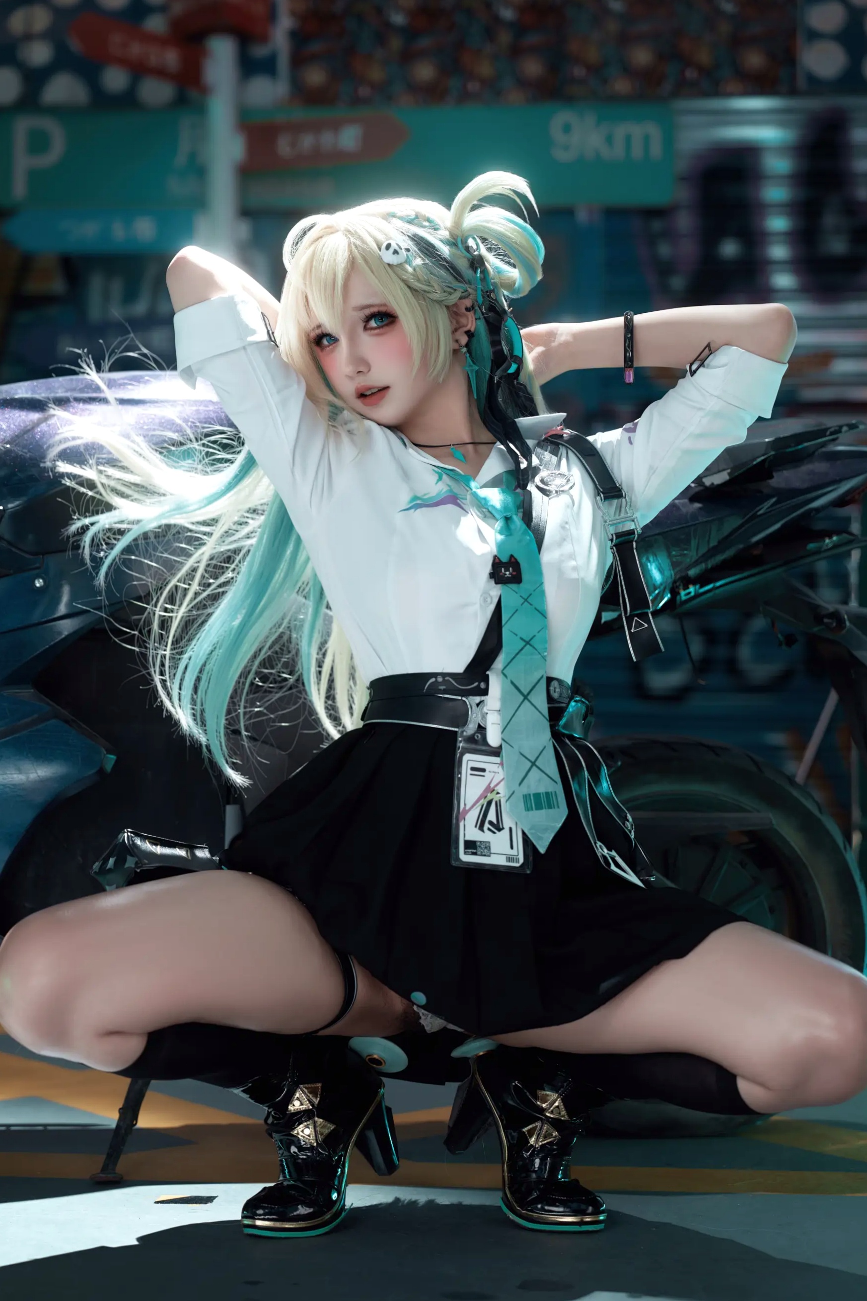 鬼马少女阿薰kaOri - 鸣潮 琳奈 摩托车制服诱惑角色扮演私房照