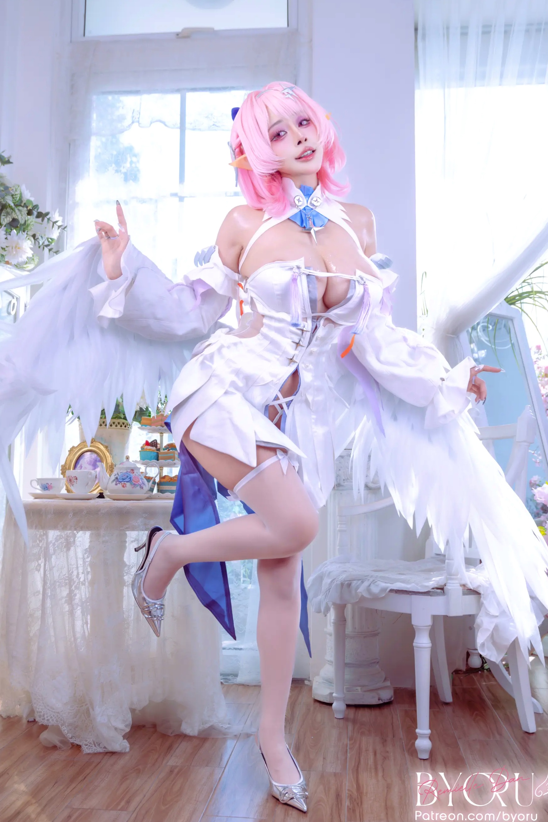 Byoru Remielle Dan 动漫角色扮演粉发美少女天使私房大尺度写真[74P]