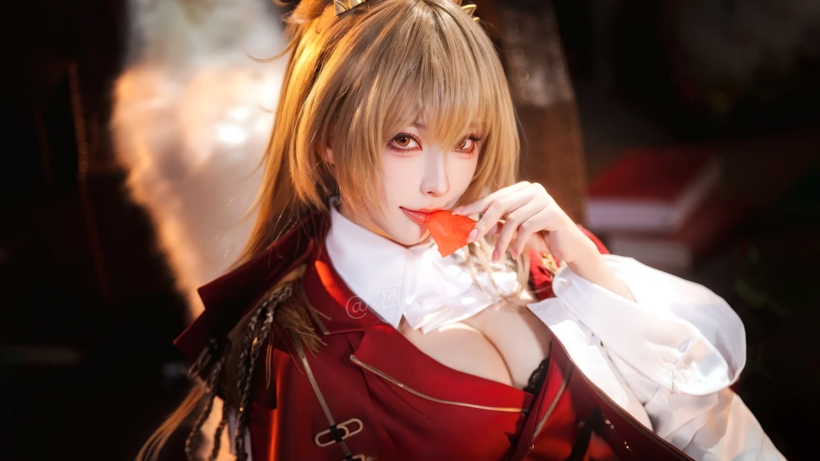 Gallery - 宫本桜 - 碧蓝航线狮角色扮演，英姿飒爽女王风范，极致还原华丽cos美图角色扮演冷艳丝袜性感 女神私房照_秀色女神 - image 1