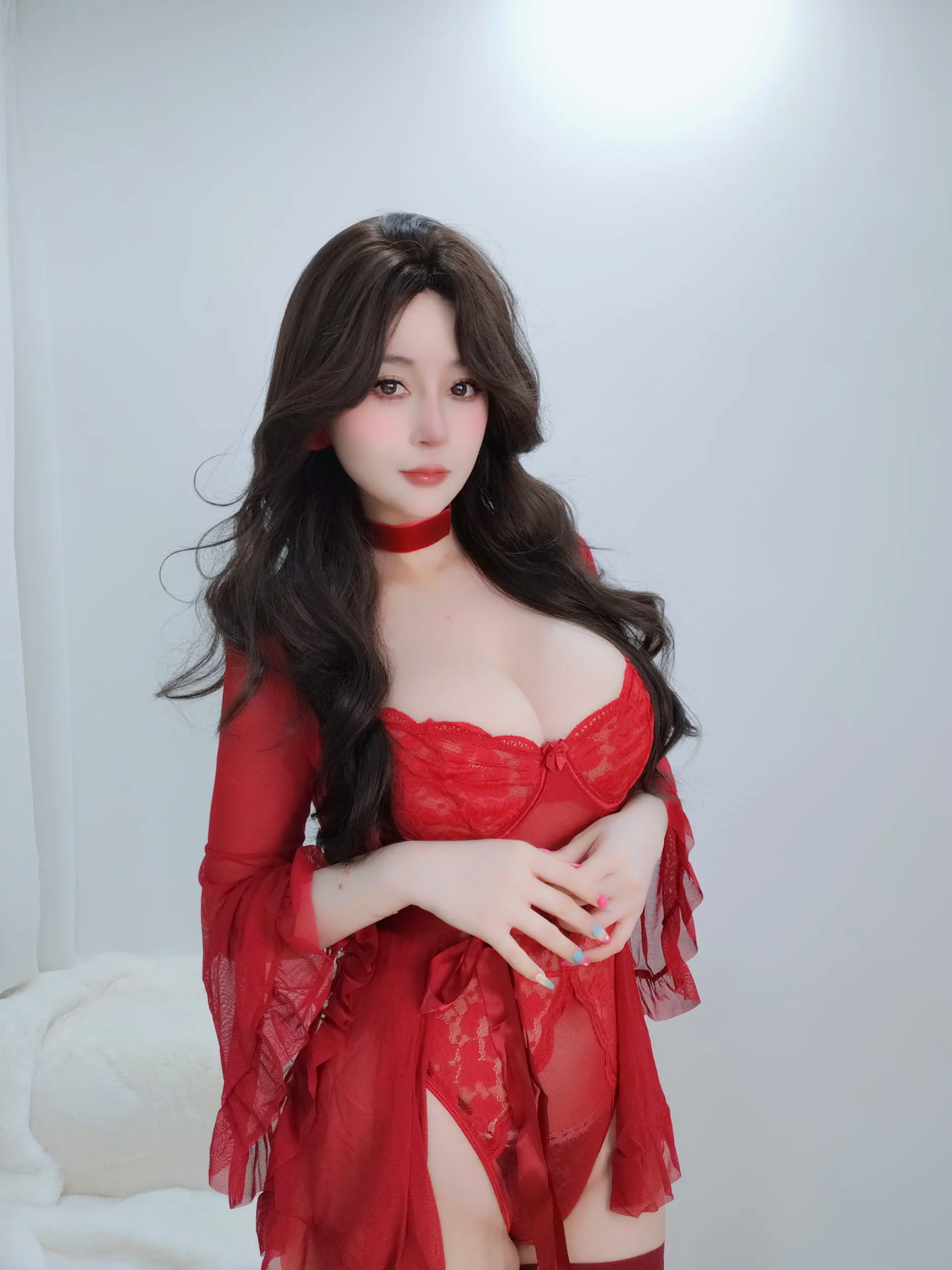 Coser小姐姐白银2025年7月会员合集，童颜巨乳私房写真，性感蕾丝与甜美纯欲风格，尽显迷人曲线视觉盛宴[101P]