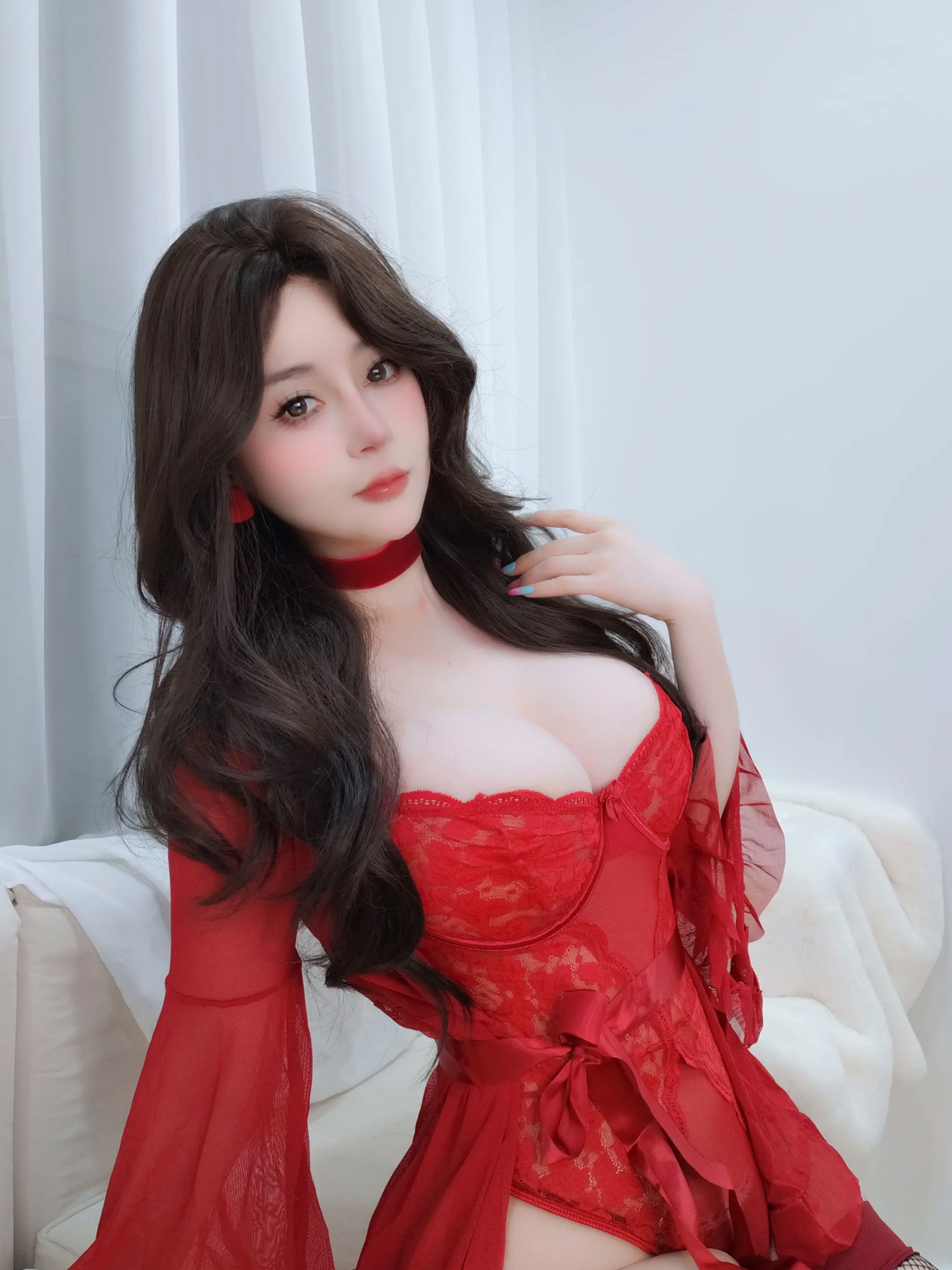 Coser小姐姐白银2025年7月会员合集，童颜巨乳私房写真，性感蕾丝与甜美纯欲风格，尽显迷人曲线视觉盛宴[101P]