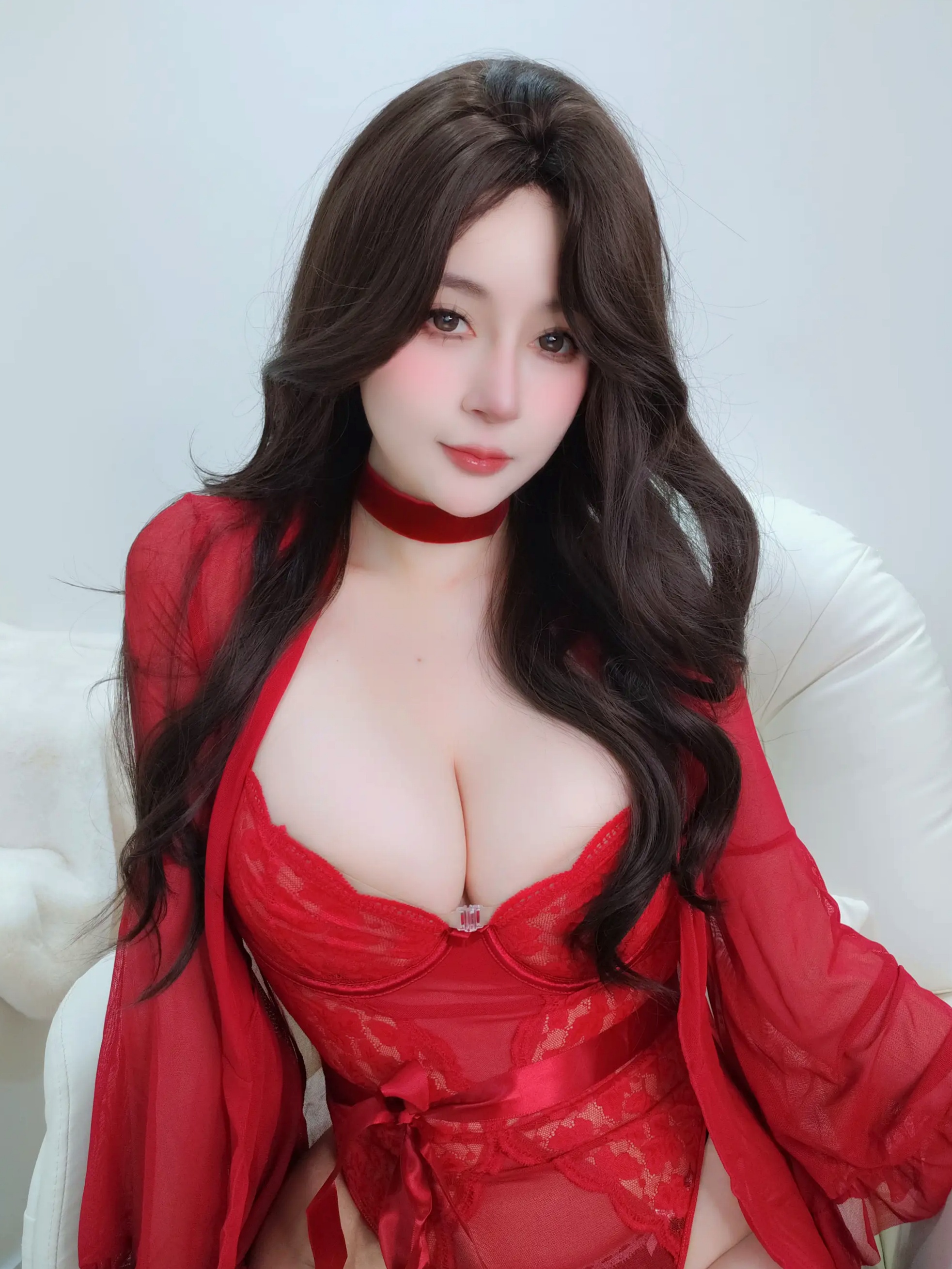 Coser小姐姐白银2025年7月会员合集，童颜巨乳私房写真，性感蕾丝与甜美纯欲风格，尽显迷人曲线视觉盛宴[101P]
