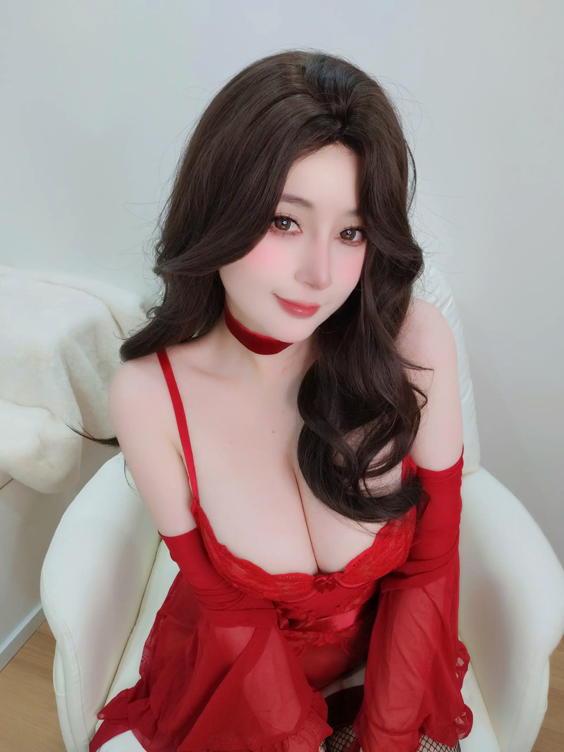 Coser小姐姐白银2025年7月会员合集，童颜巨乳私房写真，性感蕾丝与甜美纯欲风格，尽显迷人曲线视觉盛宴[101P]