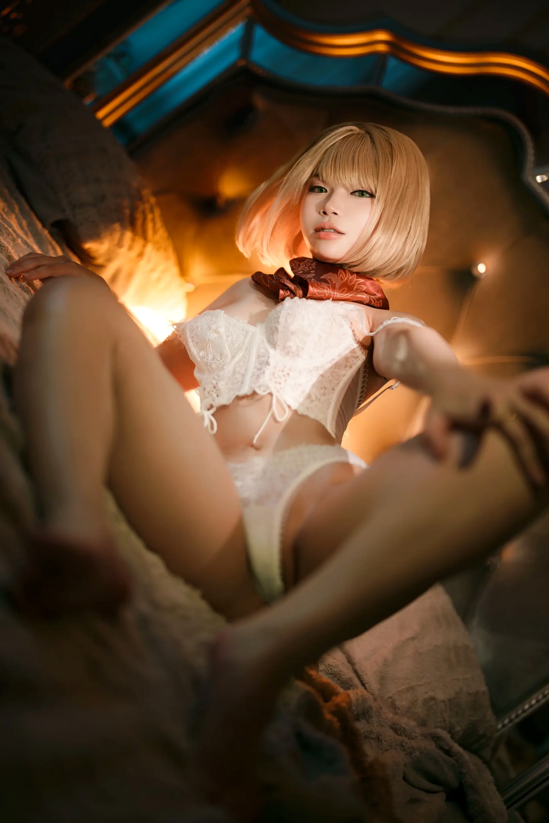 ZinieQ Ashley (Resident Evil 4) 生化危机4阿什莉Cosplay，极致白蕾丝私房写真，绝美诱惑福利大片