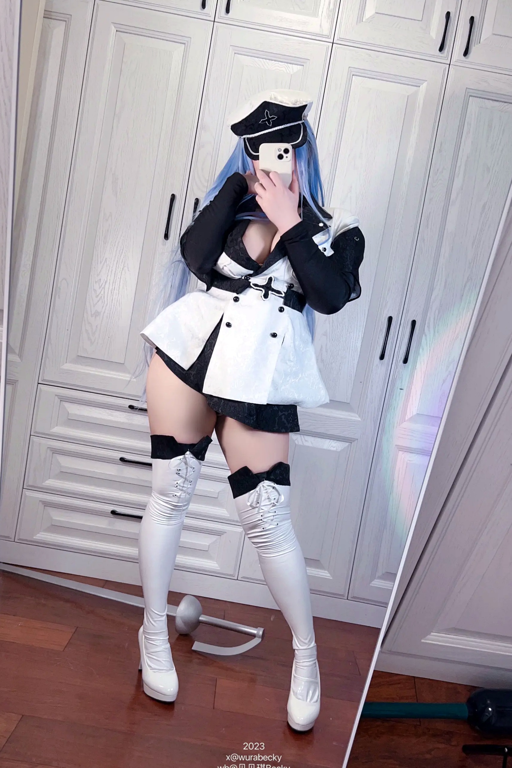 Gallery - 贝贝琪Becky艾斯德斯角色扮演私房写真，火辣身材制服诱惑大尺度作品角色扮演人间胸器私房照大尺度 女神私房照_秀色女神 - image 3