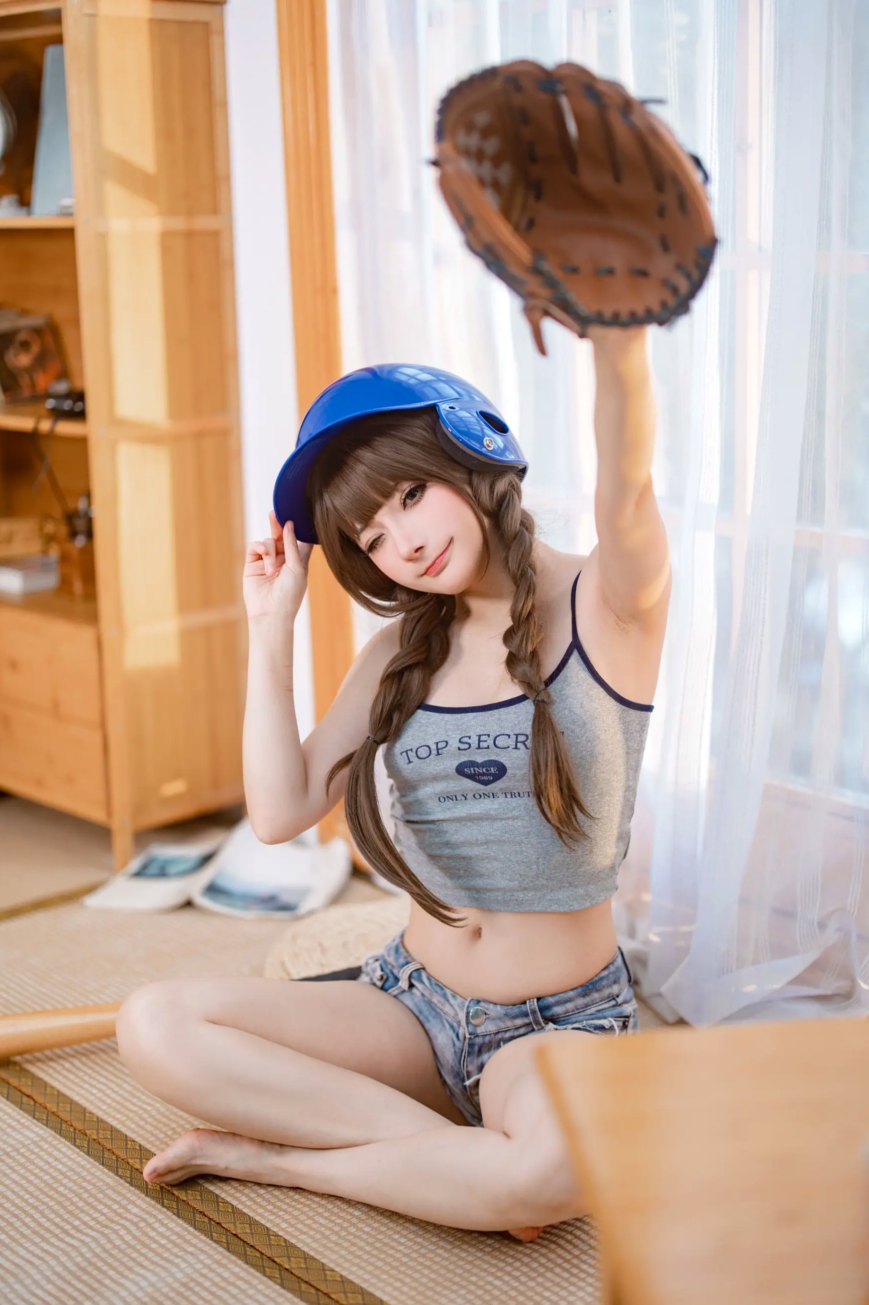 Gallery - 是三不是世w日式运动风私房，棒球头盔下的甜美背带少女，清纯又性感[25P]性感私房照萌系诱惑 女神私房照_秀色女神 - image 5