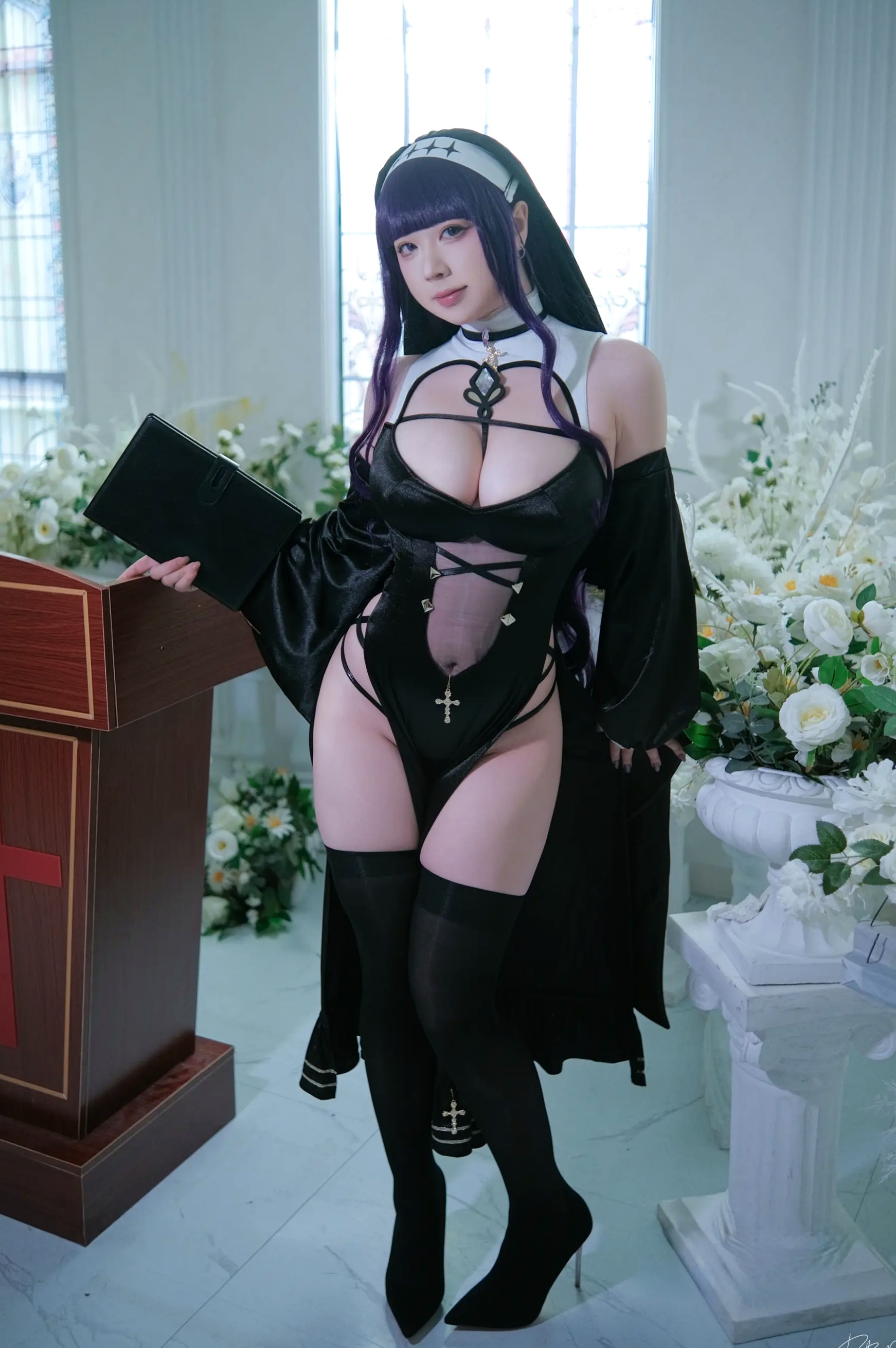 皮皮奶可可爱了啦 - 葬送的芙莉莲 菲伦修女 性感制服私房照 [87P]