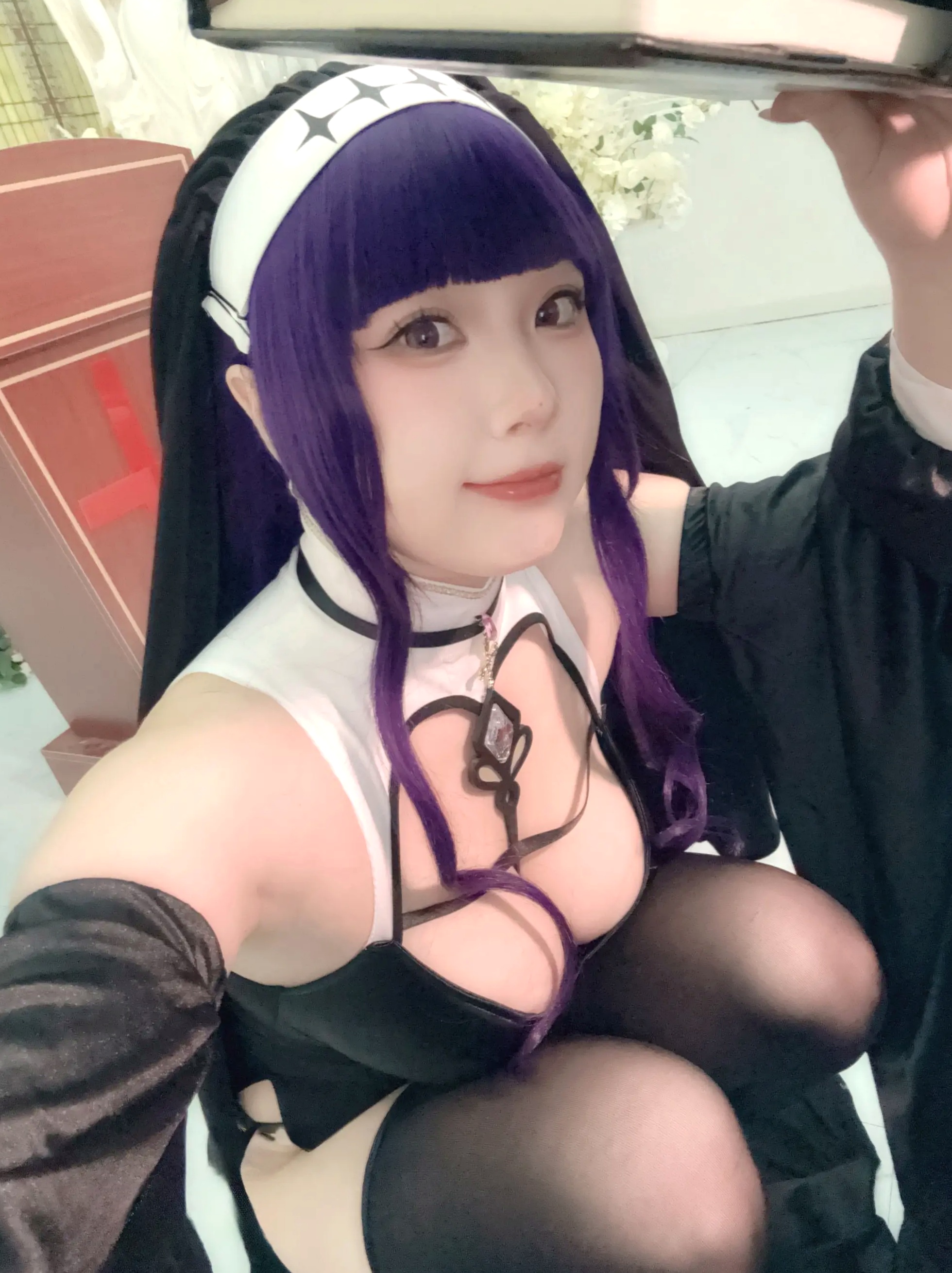 皮皮奶可可爱了啦 - 葬送的芙莉莲 菲伦修女 性感制服私房照 [87P]