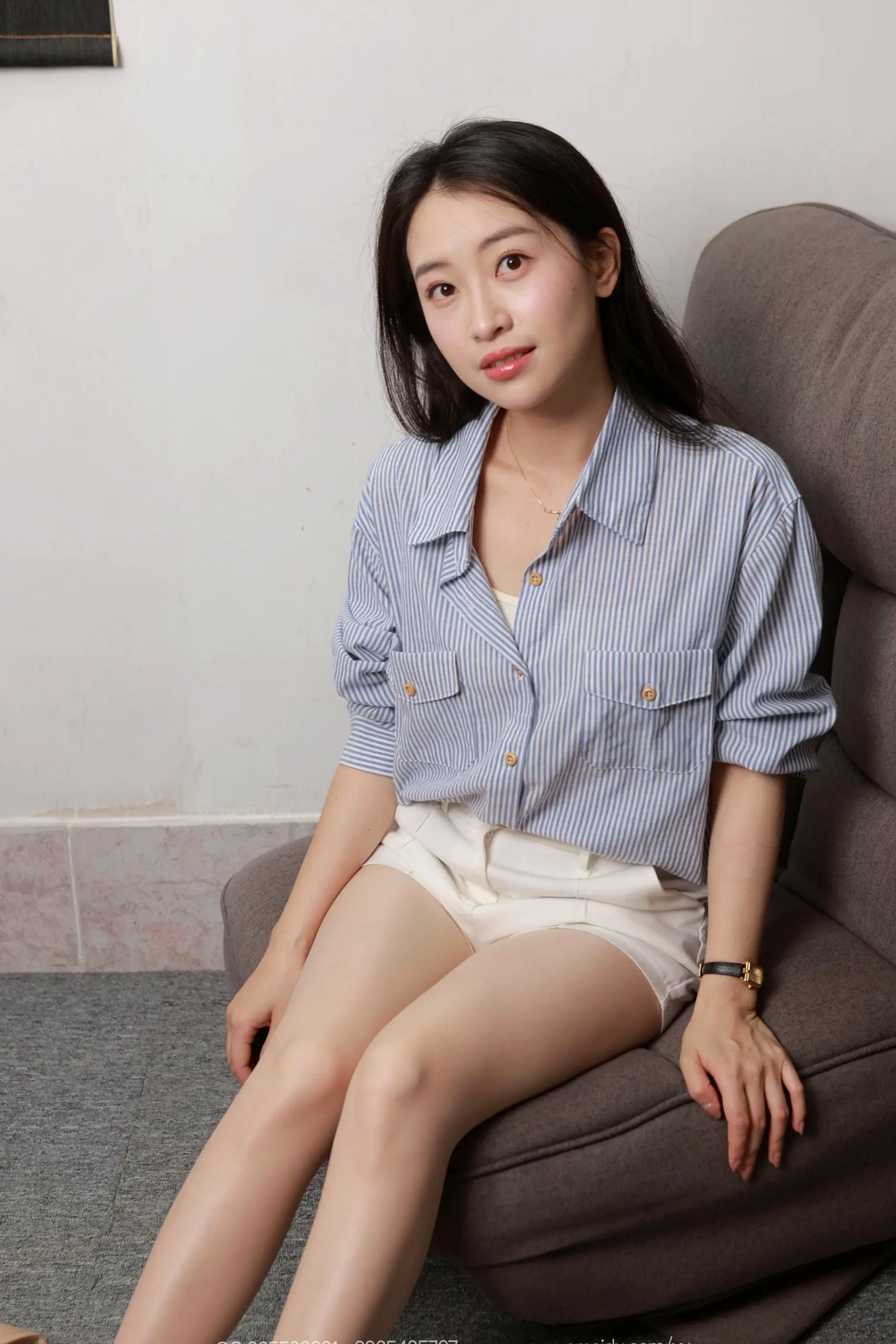 IESS异思趣向 小婕《同学的姐姐（下）》[85P] 丝袜高跟美腿私房照