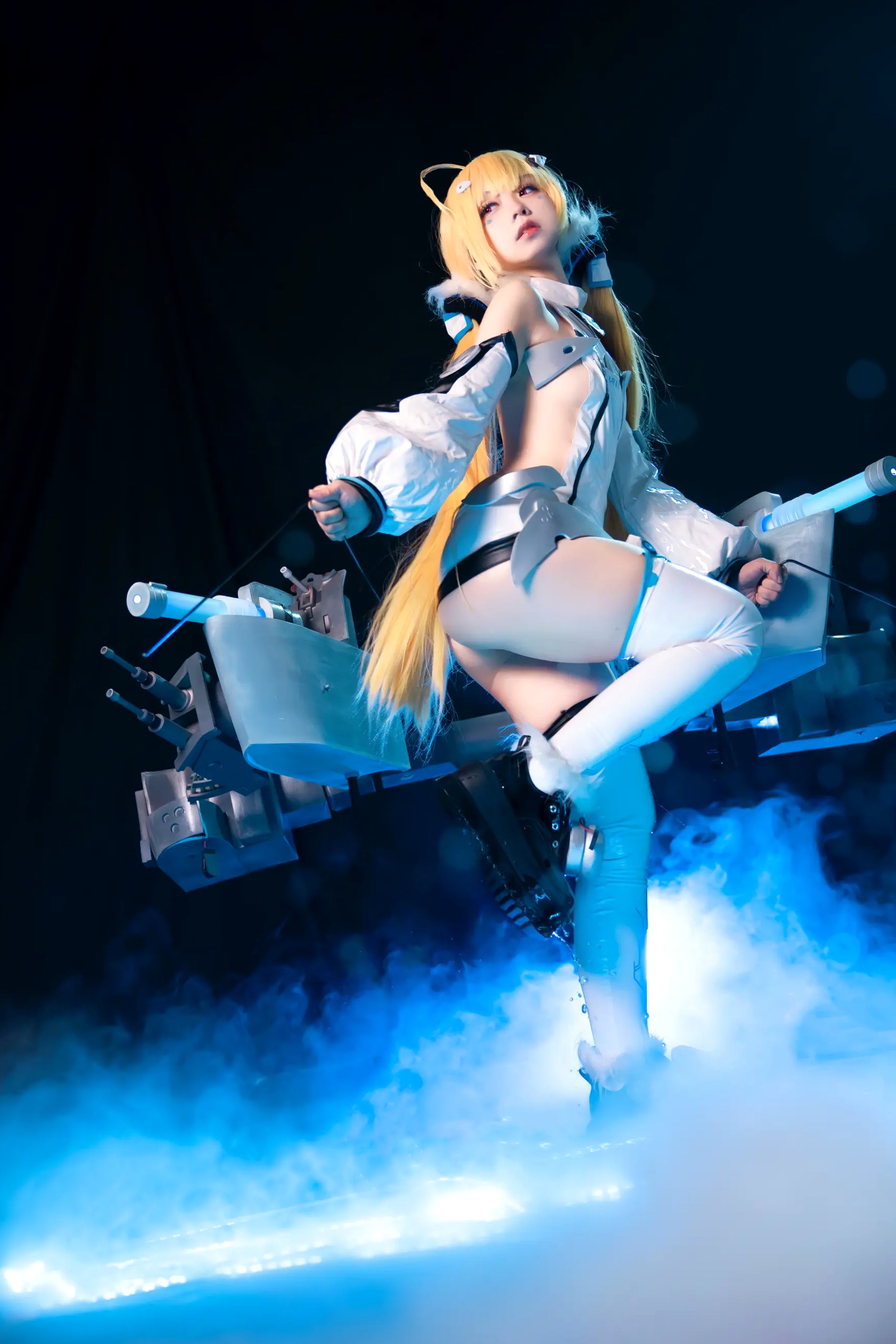 Gallery - G44不会受伤 - Eldridge 举高高 舰娘角色扮演科幻写真 [20P]角色扮演性感极品女神 女神私房照_秀色女神 - image 4