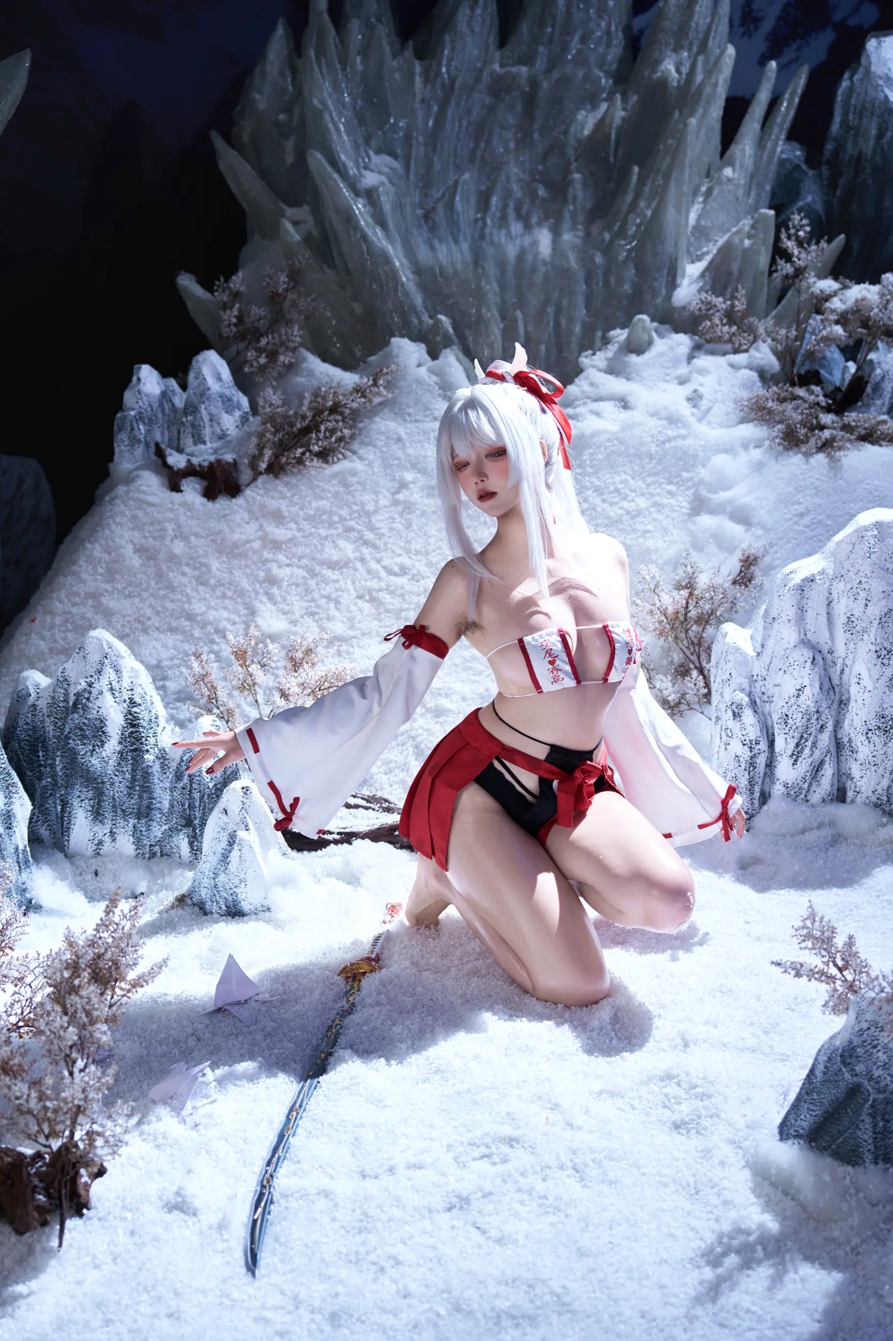 鬼马少女阿薰kaOri - 绯雪 冰雪COS大尺度私房写真 [204P]