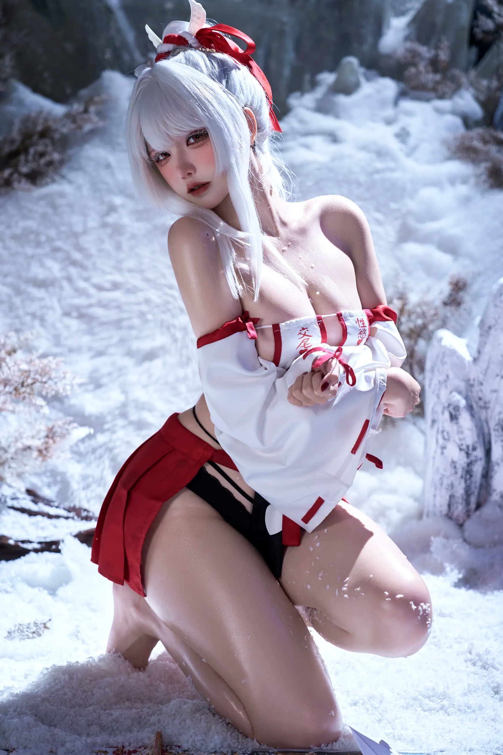 鬼马少女阿薰kaOri - 绯雪 冰雪COS大尺度私房写真 [204P]