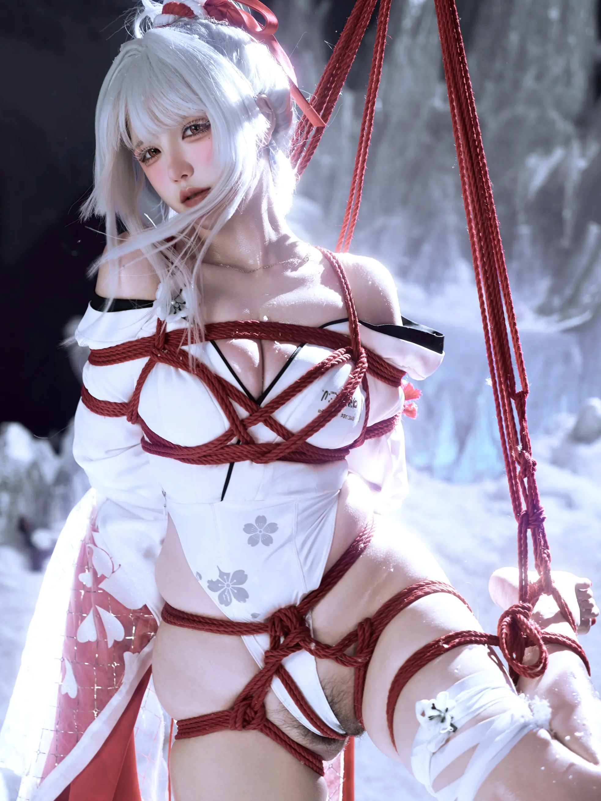 鬼马少女阿薰kaOri - 绯雪 冰雪COS大尺度私房写真 [204P]