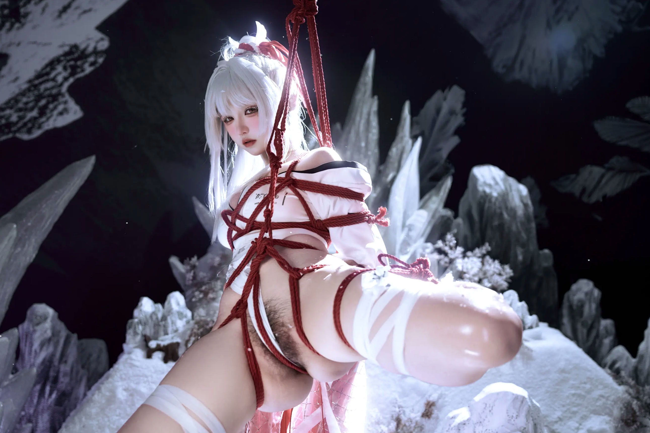 鬼马少女阿薰kaOri - 绯雪 冰雪COS大尺度私房写真 [204P]